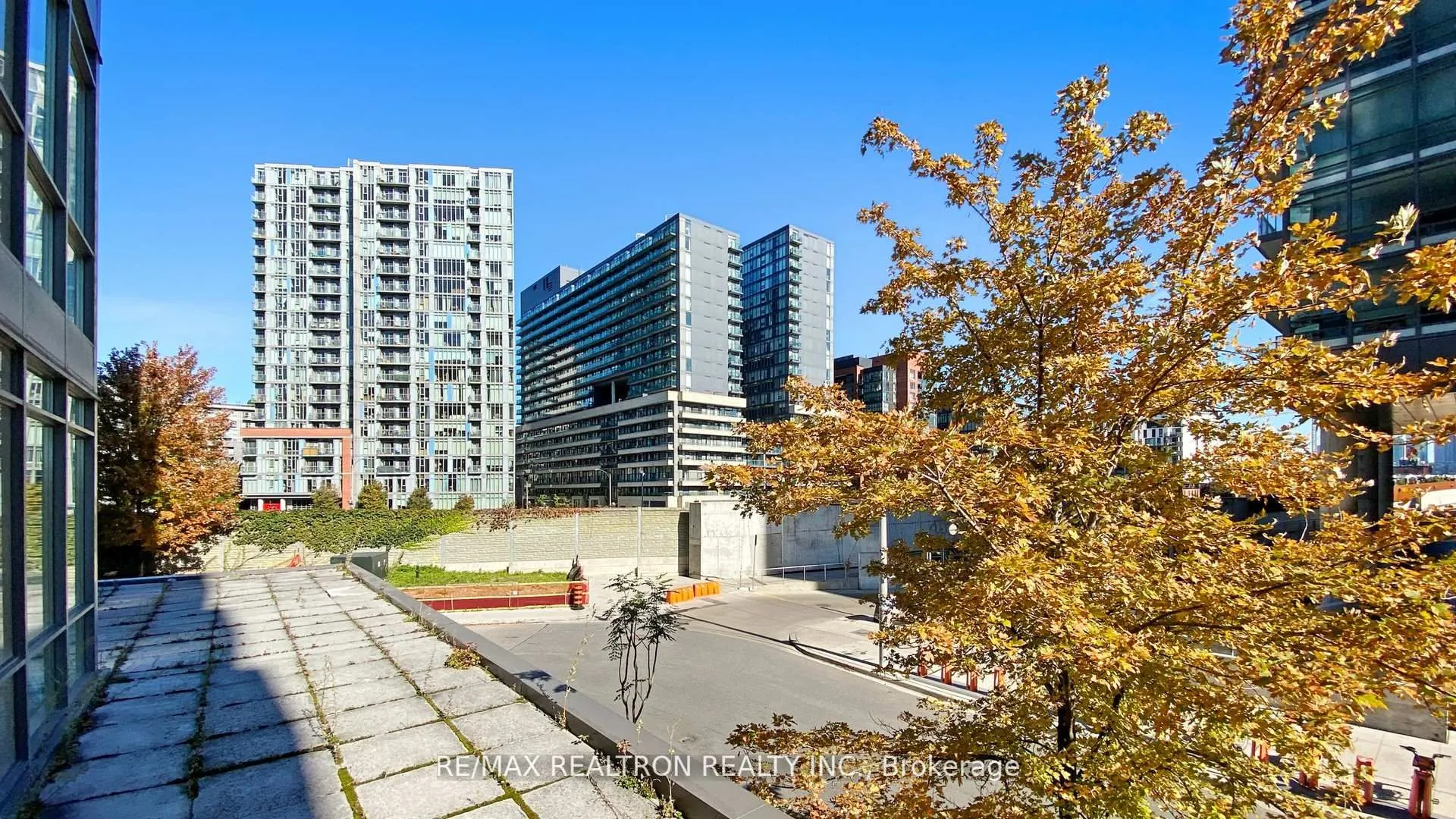 20 Joe Shuster Way ##202