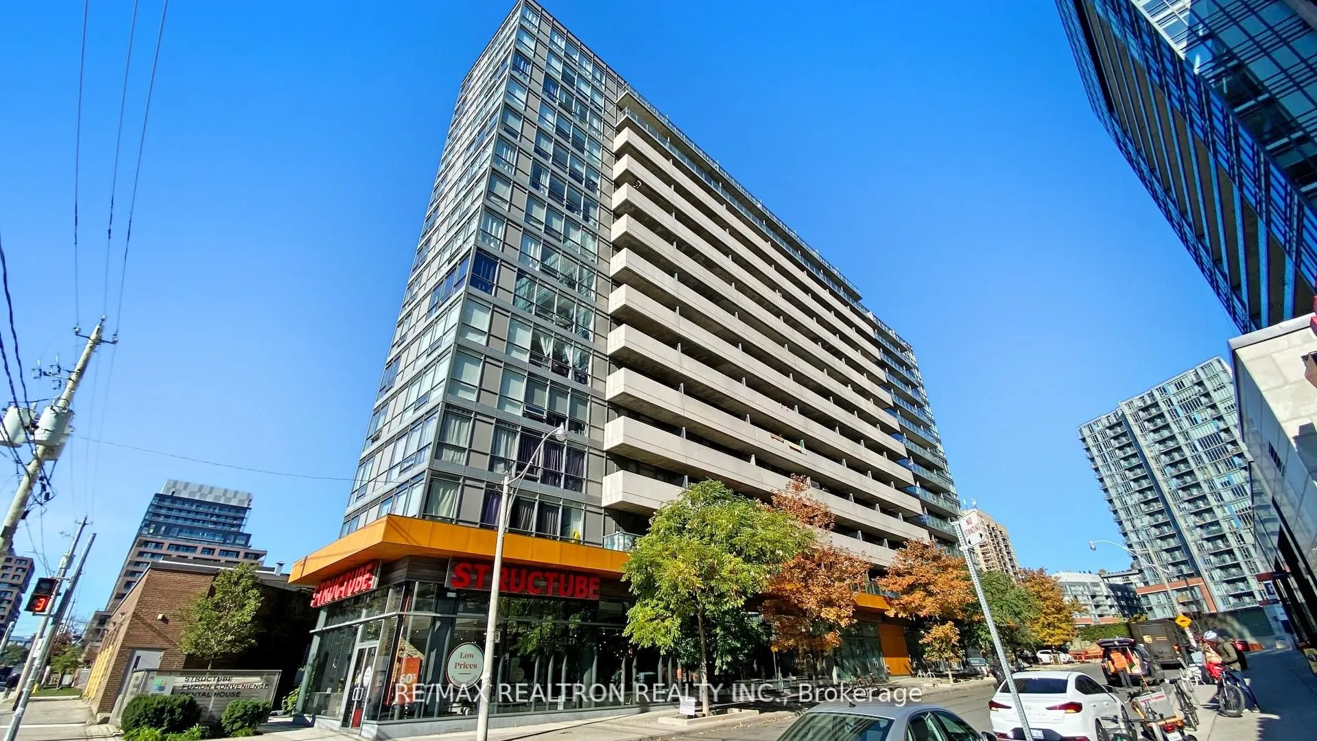 20 Joe Shuster Way ##202