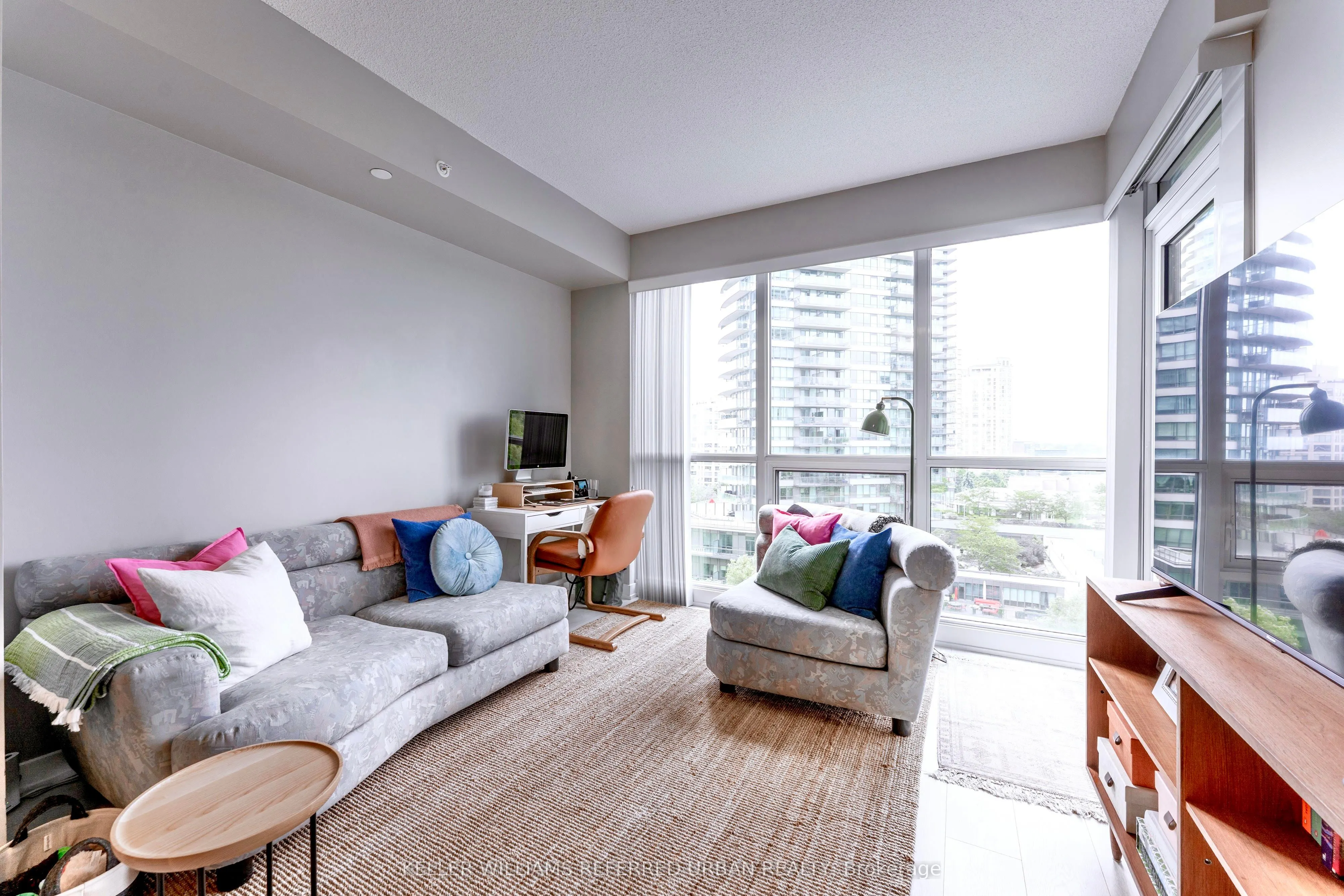 2212 Lake Shore Boulevard W, #1005
