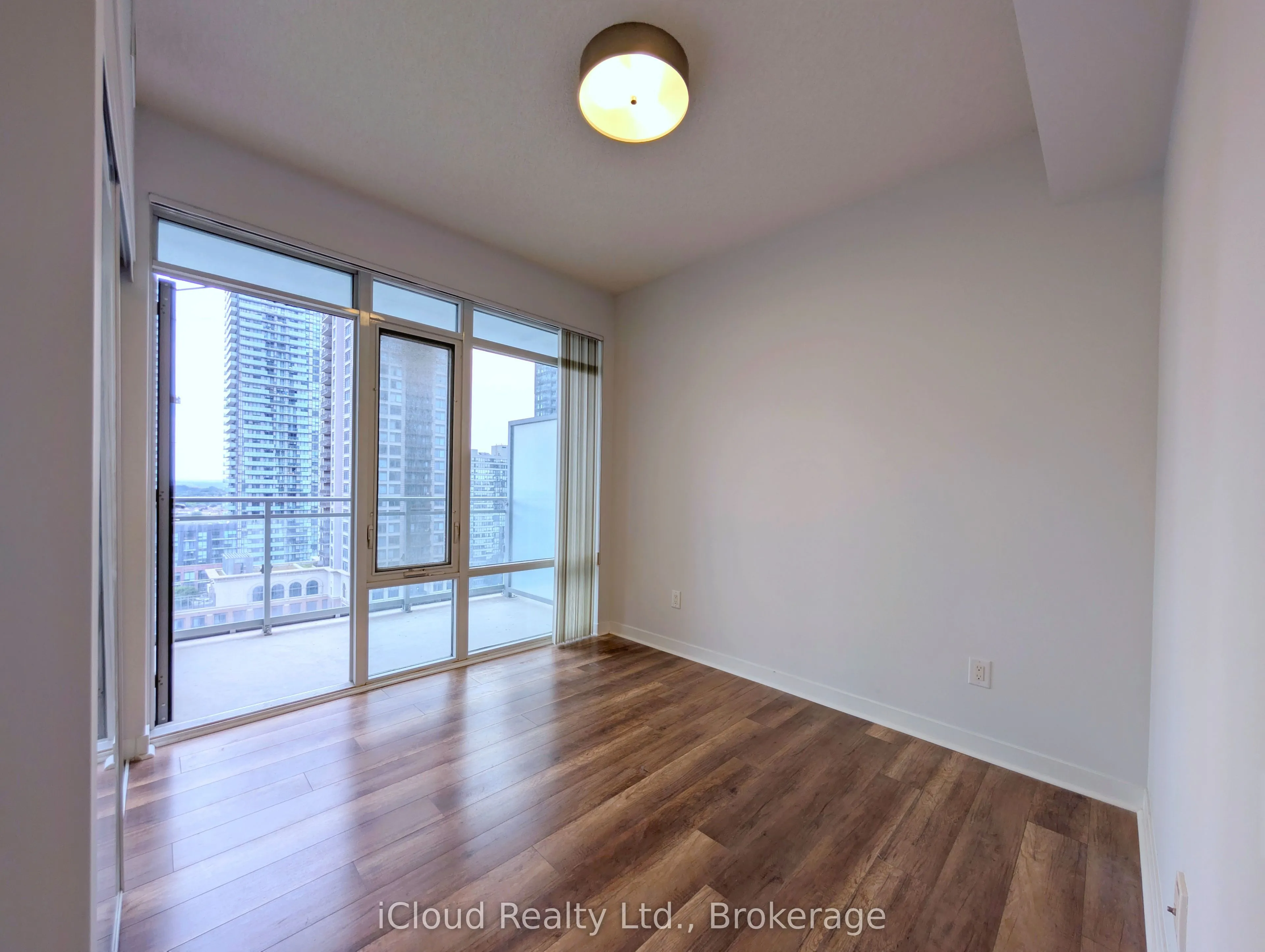 365 Prince Of Wales Drive, #1605