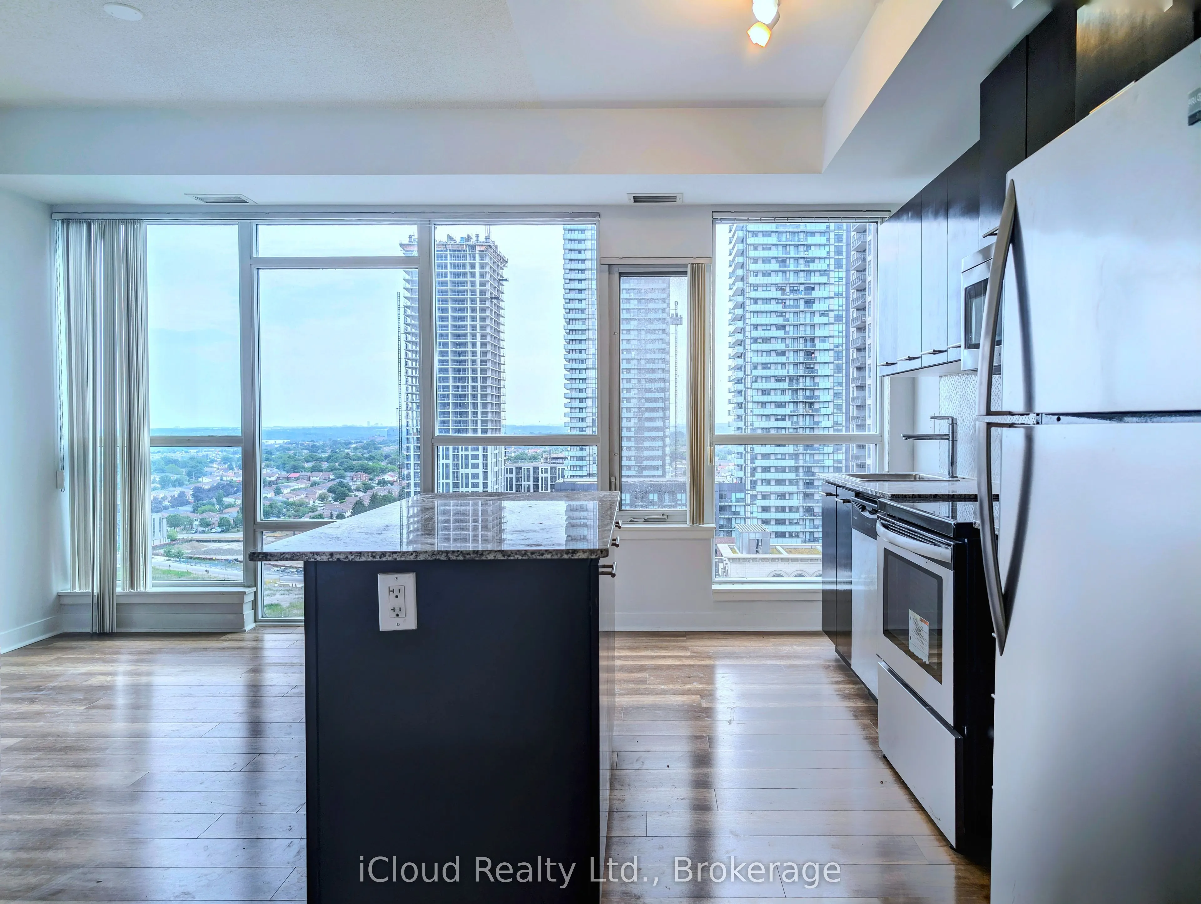 365 Prince Of Wales Drive, #1605