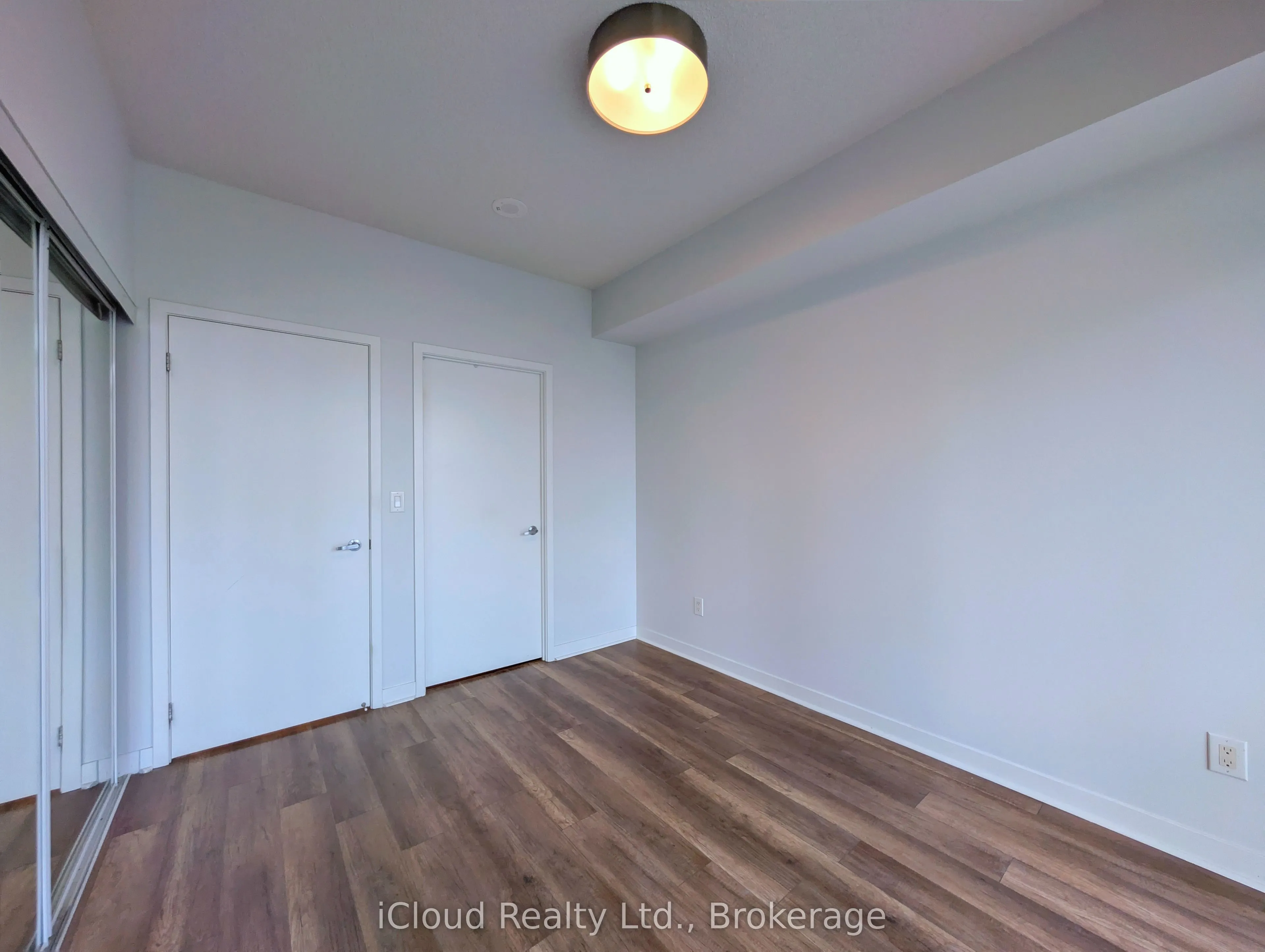 365 Prince Of Wales Drive, #1605