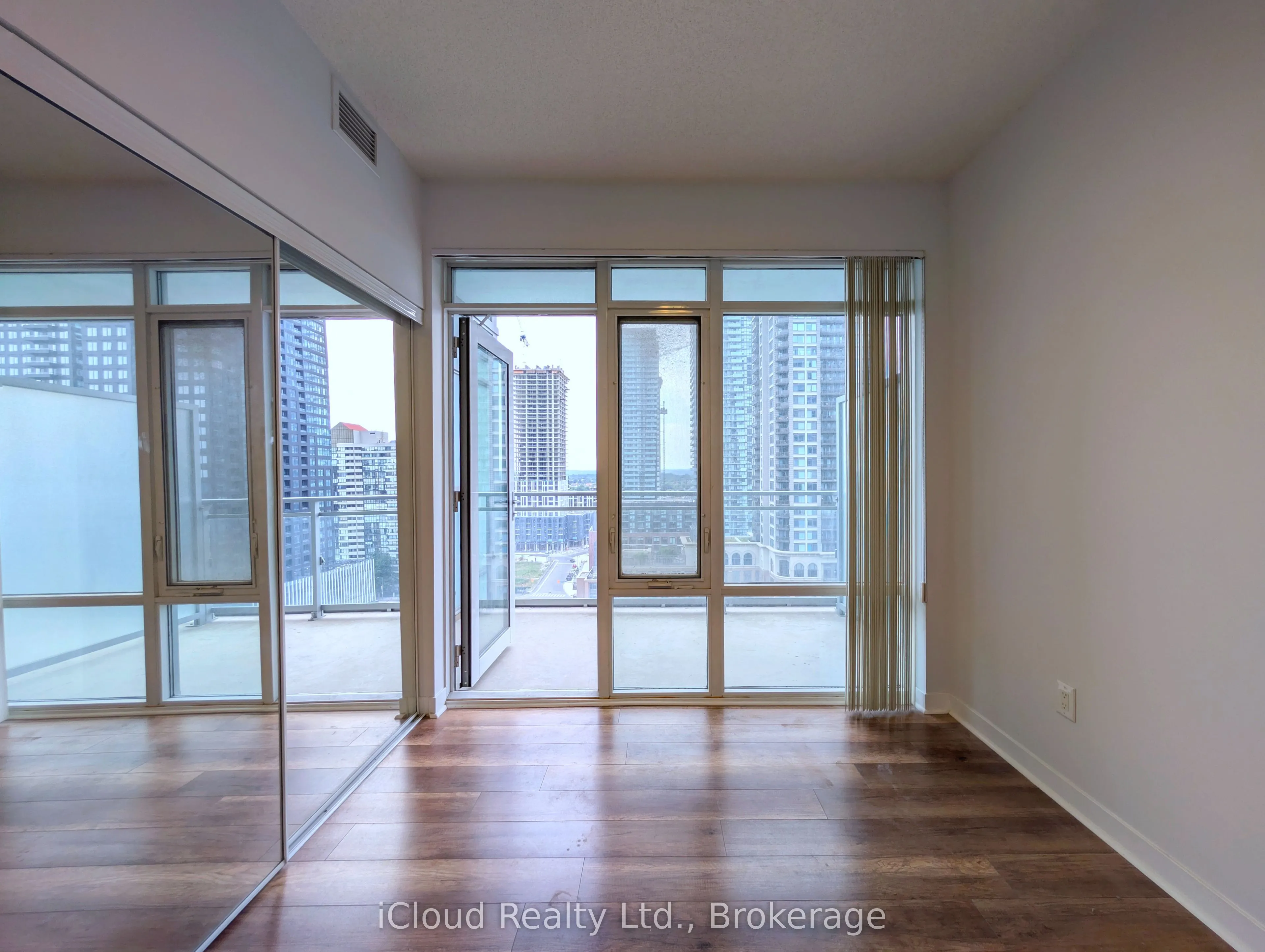 365 Prince Of Wales Drive, #1605