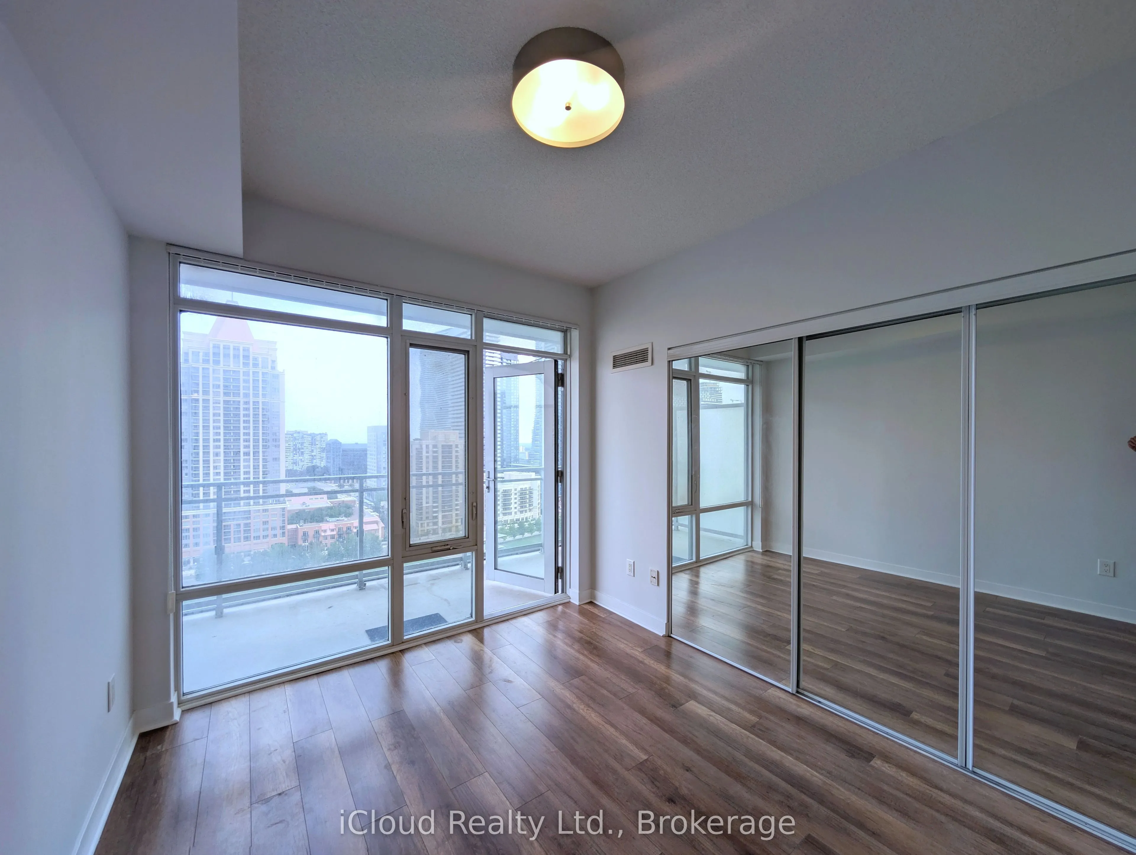 365 Prince Of Wales Drive, #1605