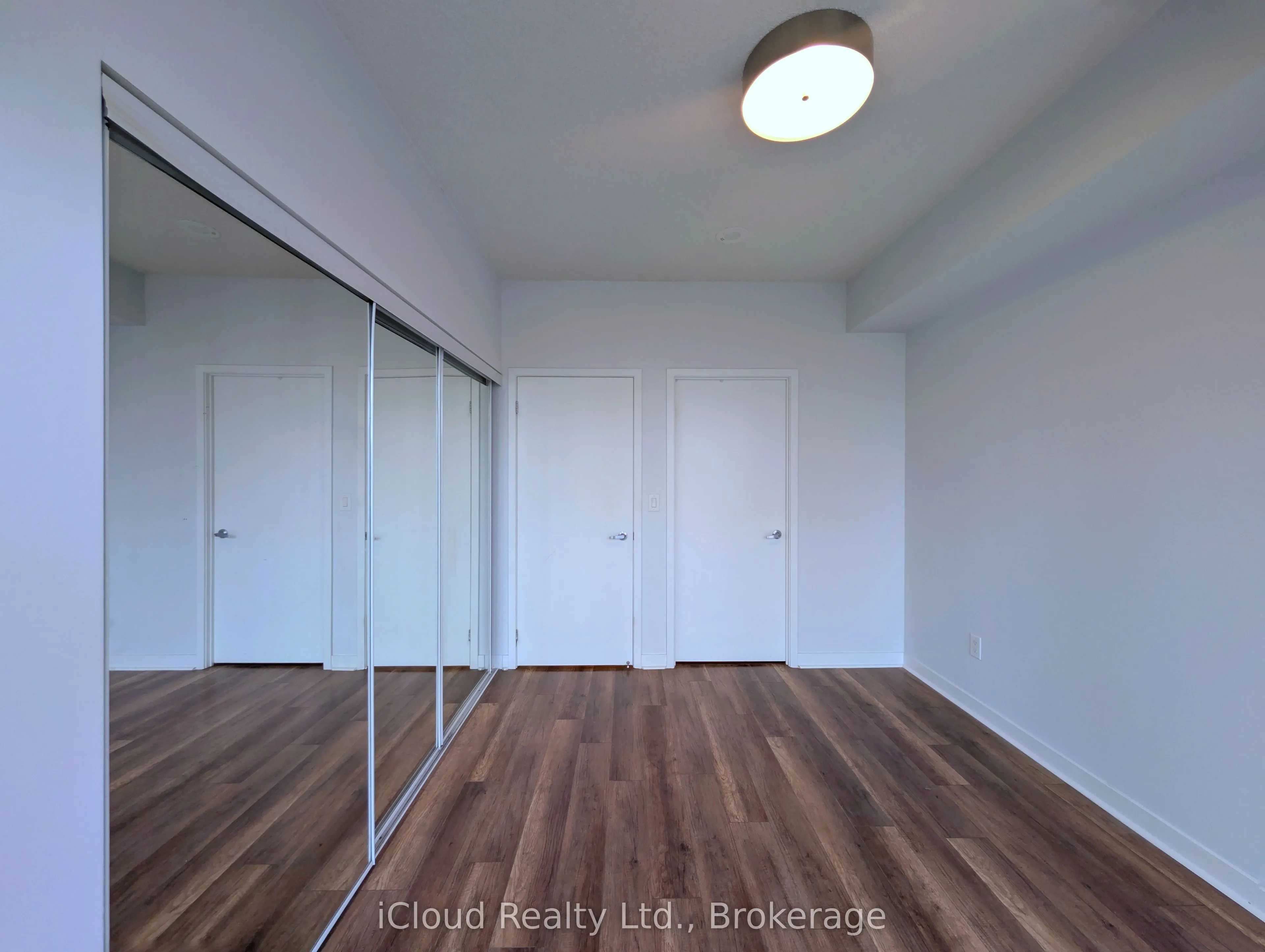 365 Prince Of Wales Drive, #1605