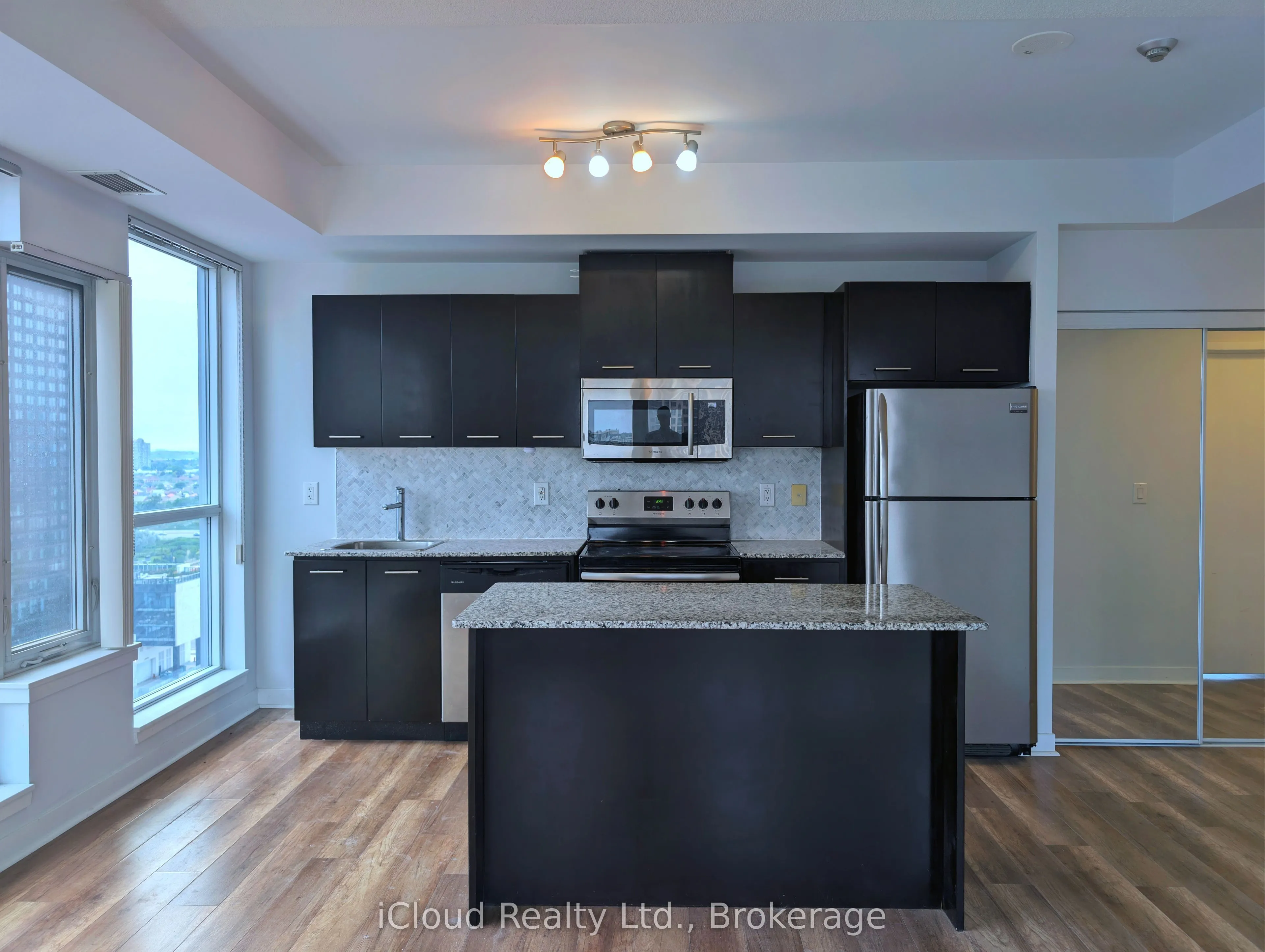 365 Prince Of Wales Drive, #1605
