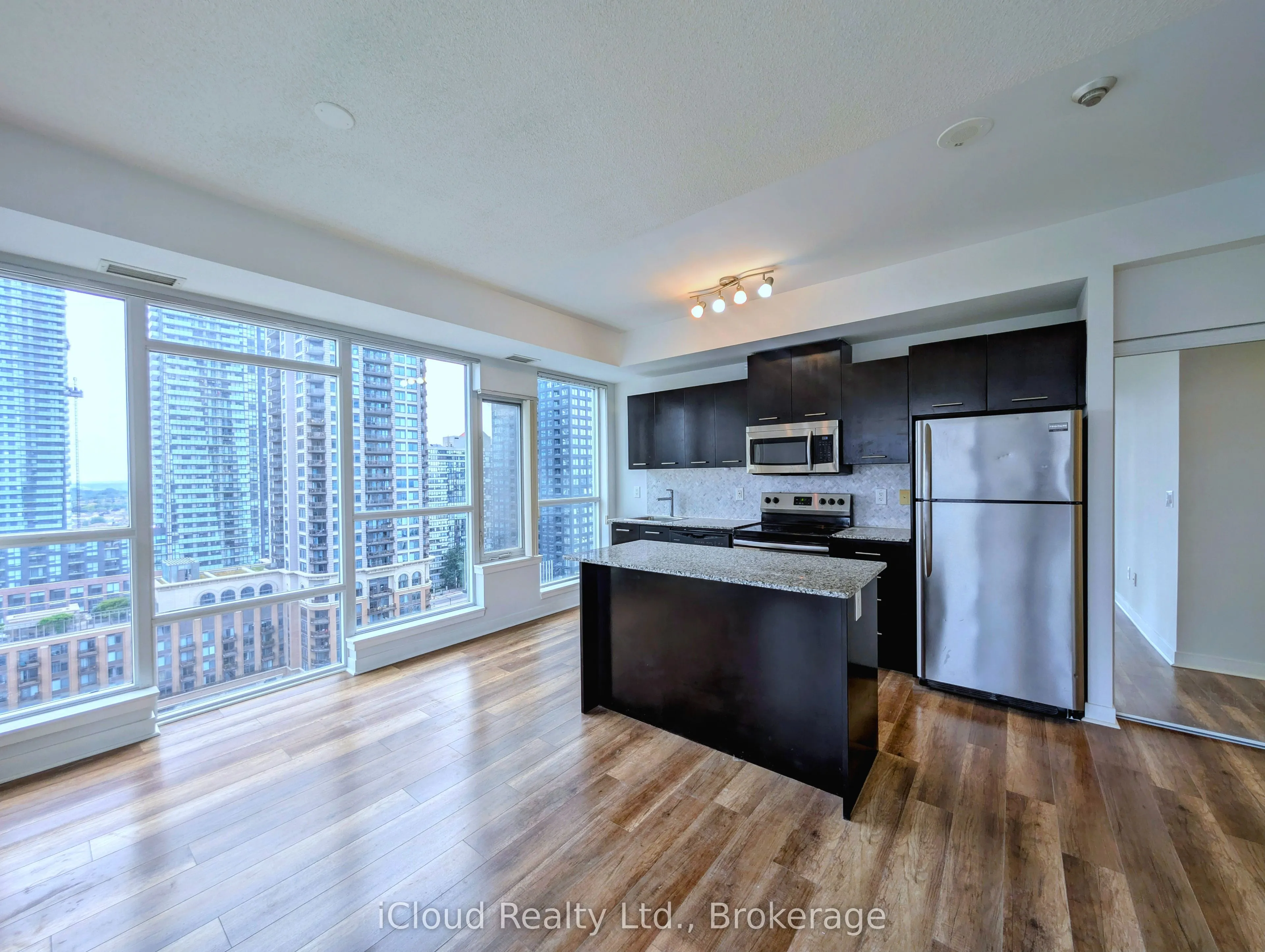 365 Prince Of Wales Drive, #1605