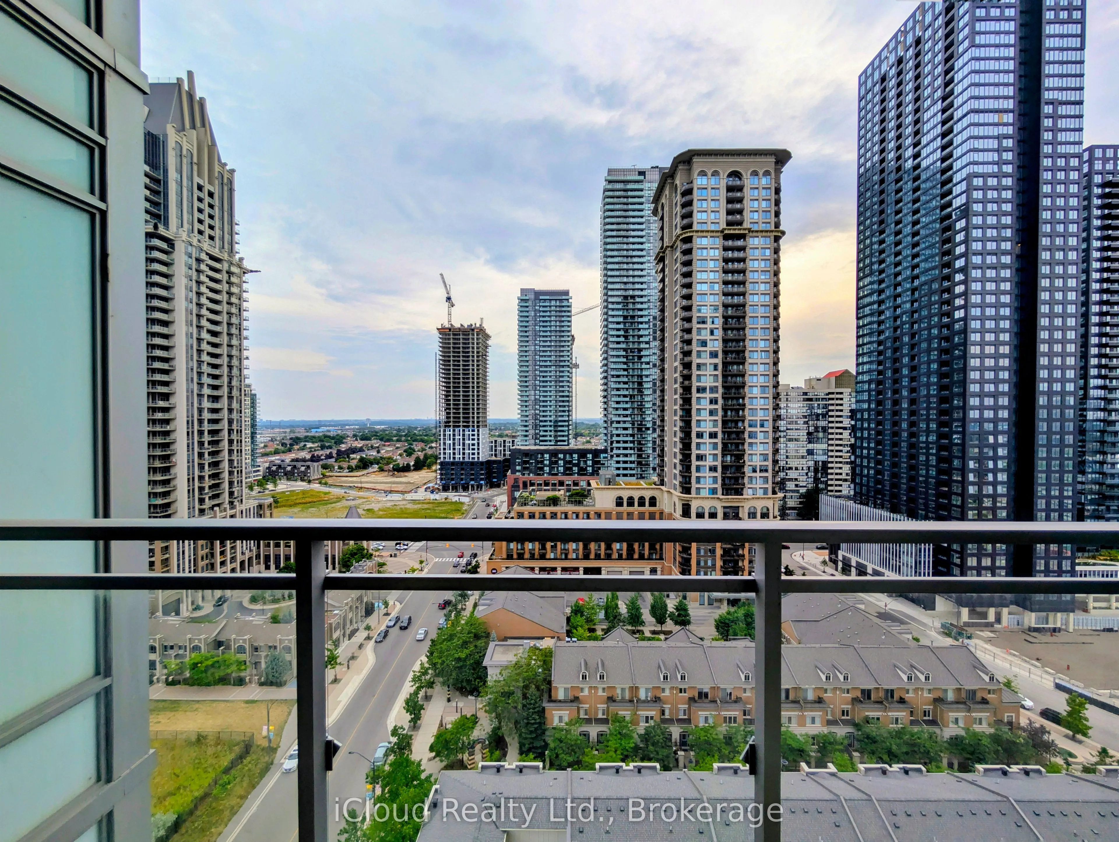 365 Prince Of Wales Drive, #1605
