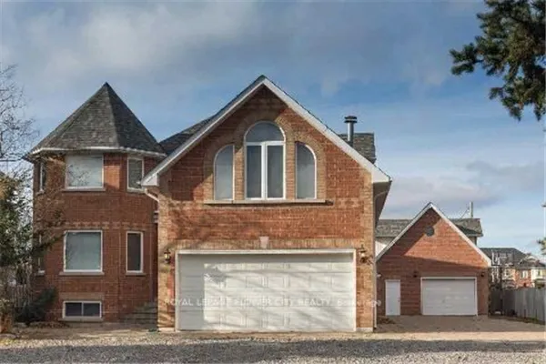 14 Antrim Court E