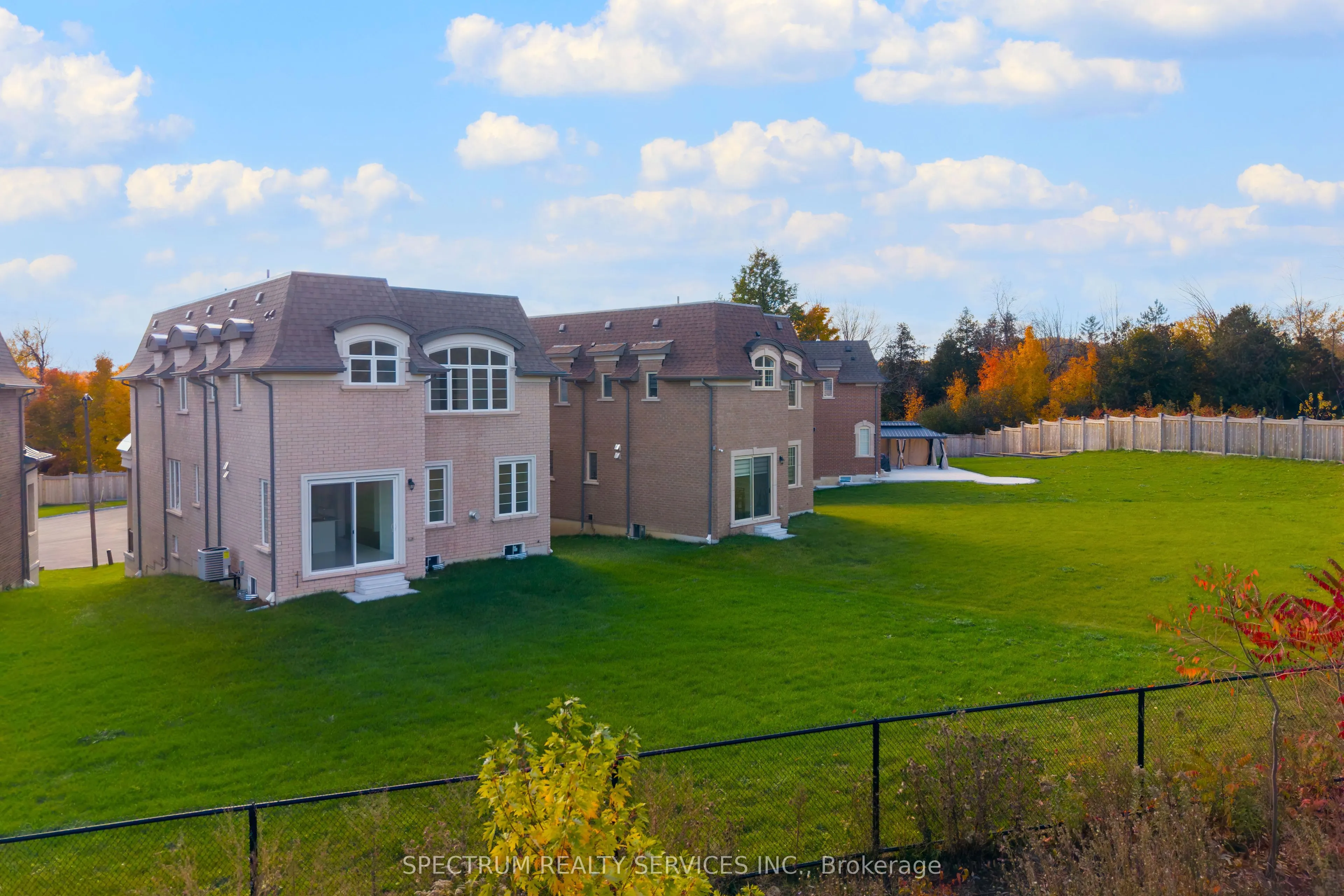 19 Swamp Sparrow Court