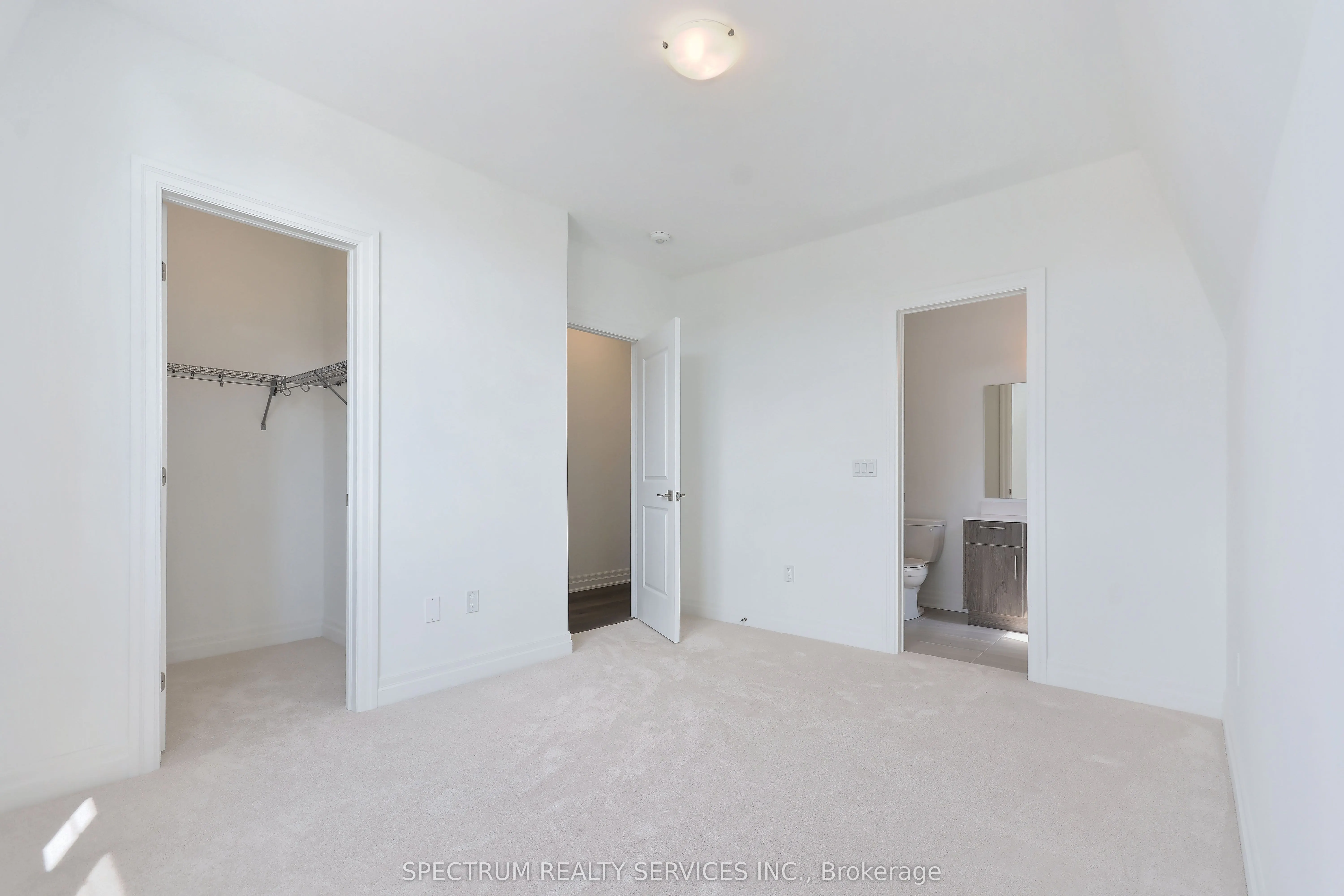 19 Swamp Sparrow Court