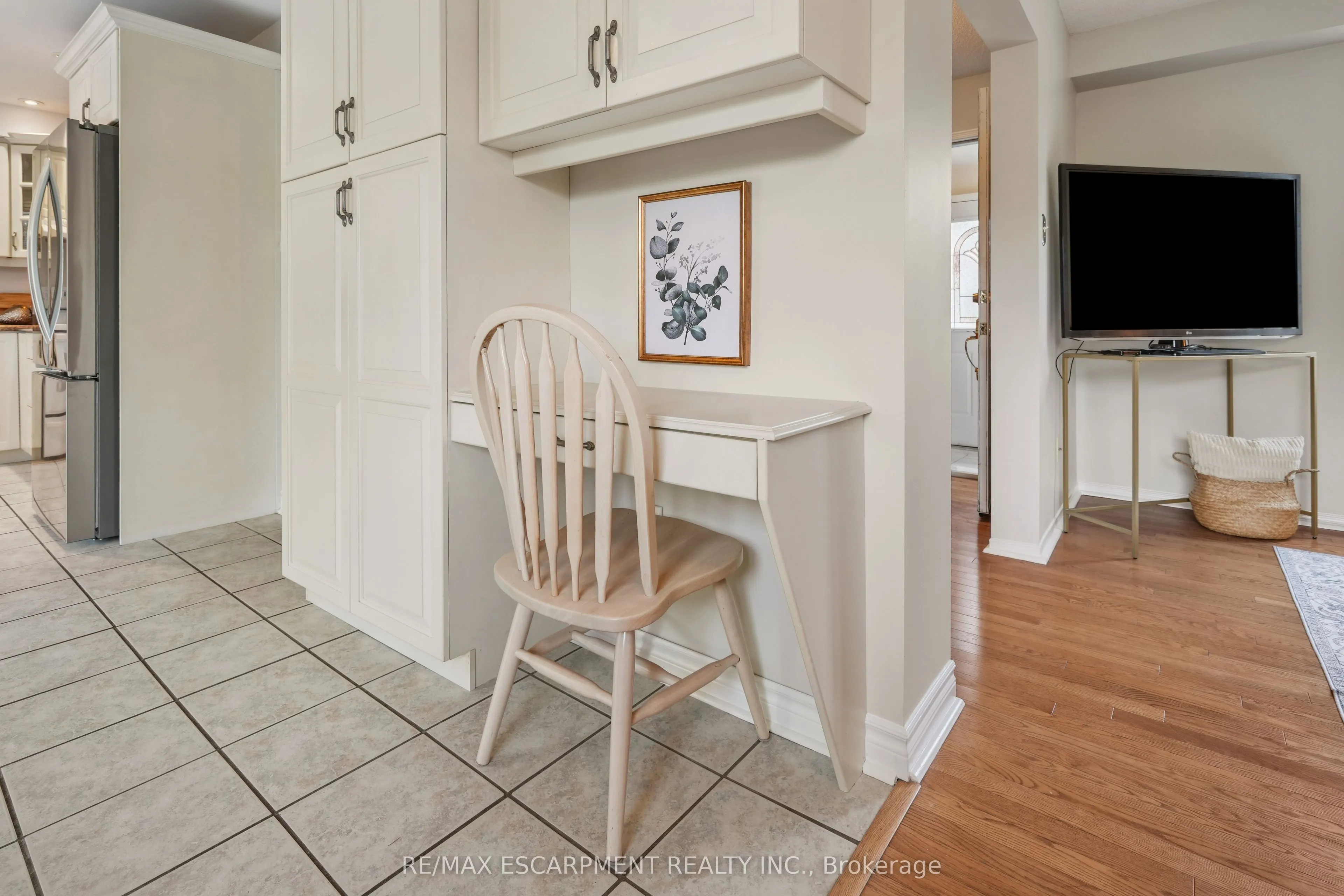 1 Birchway Place