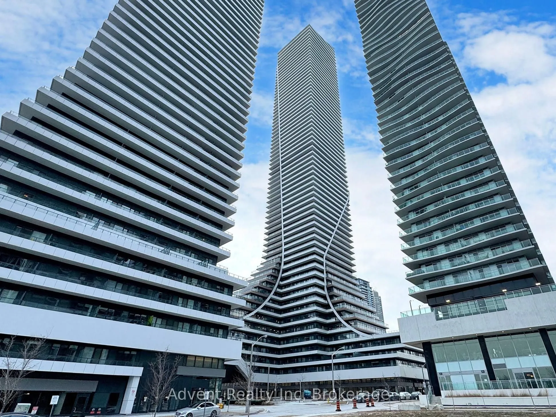 30 Shore Breeze Drive, #LPH07A