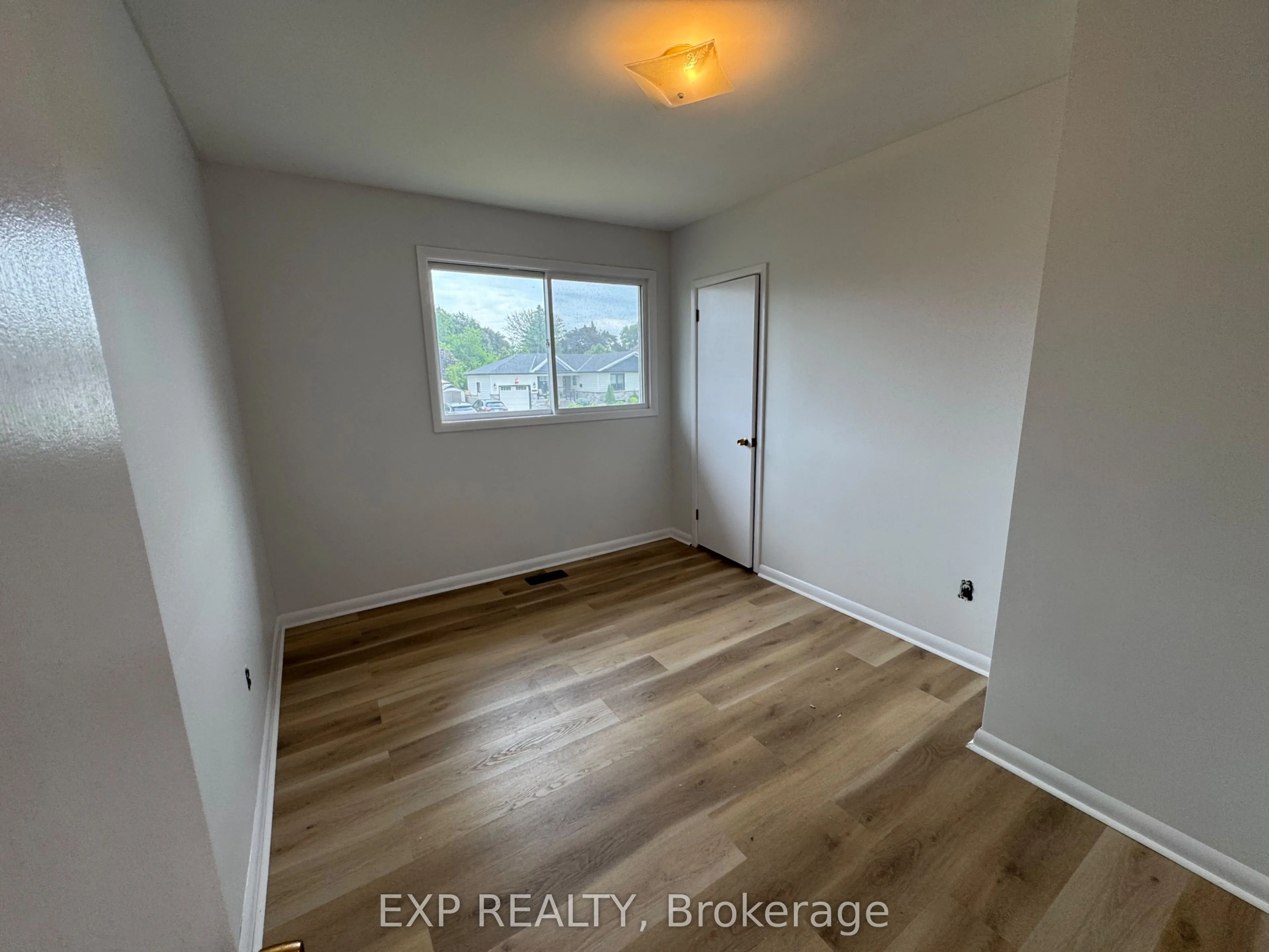 2343 Redfern Road