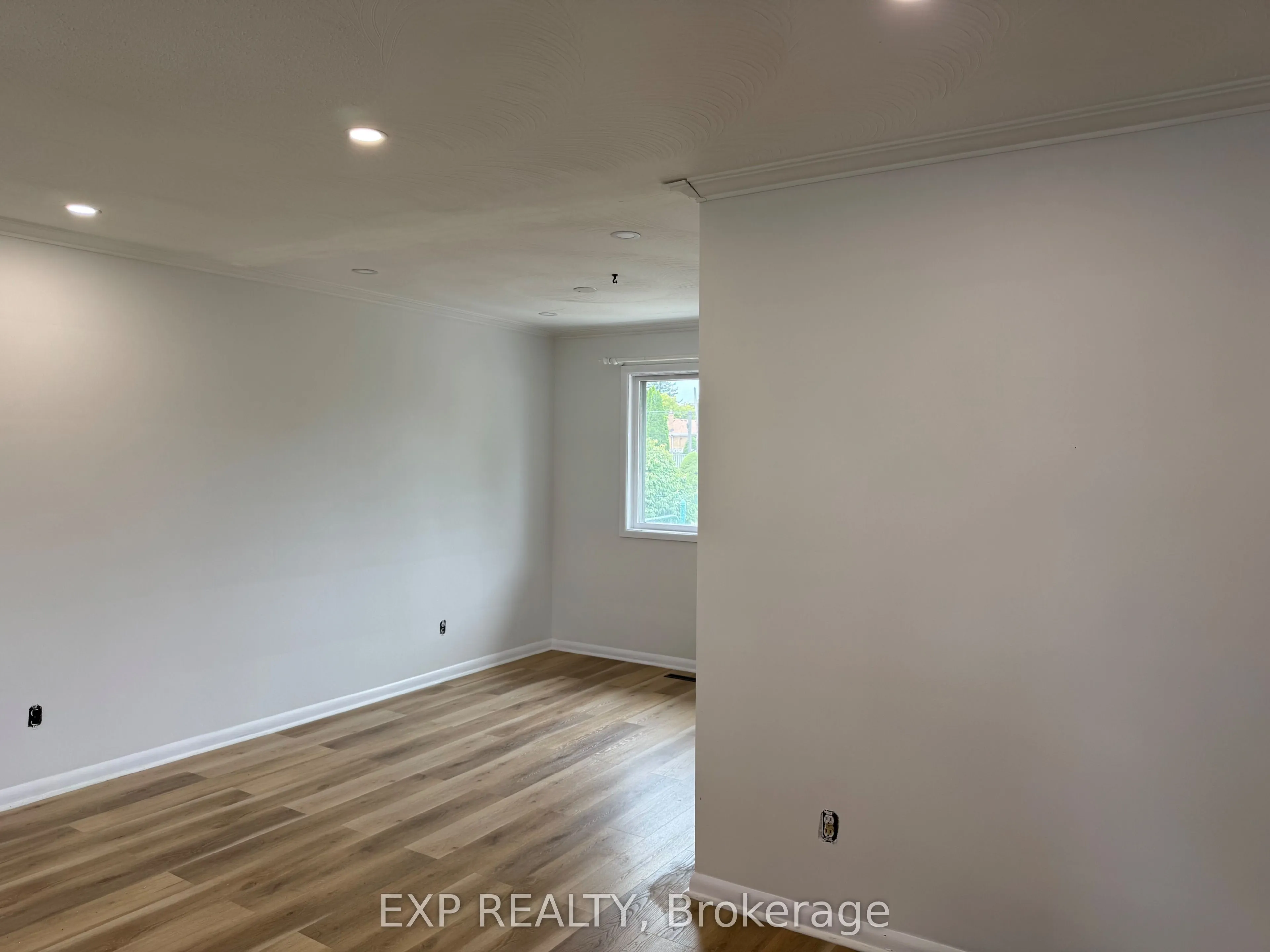 2343 Redfern Road