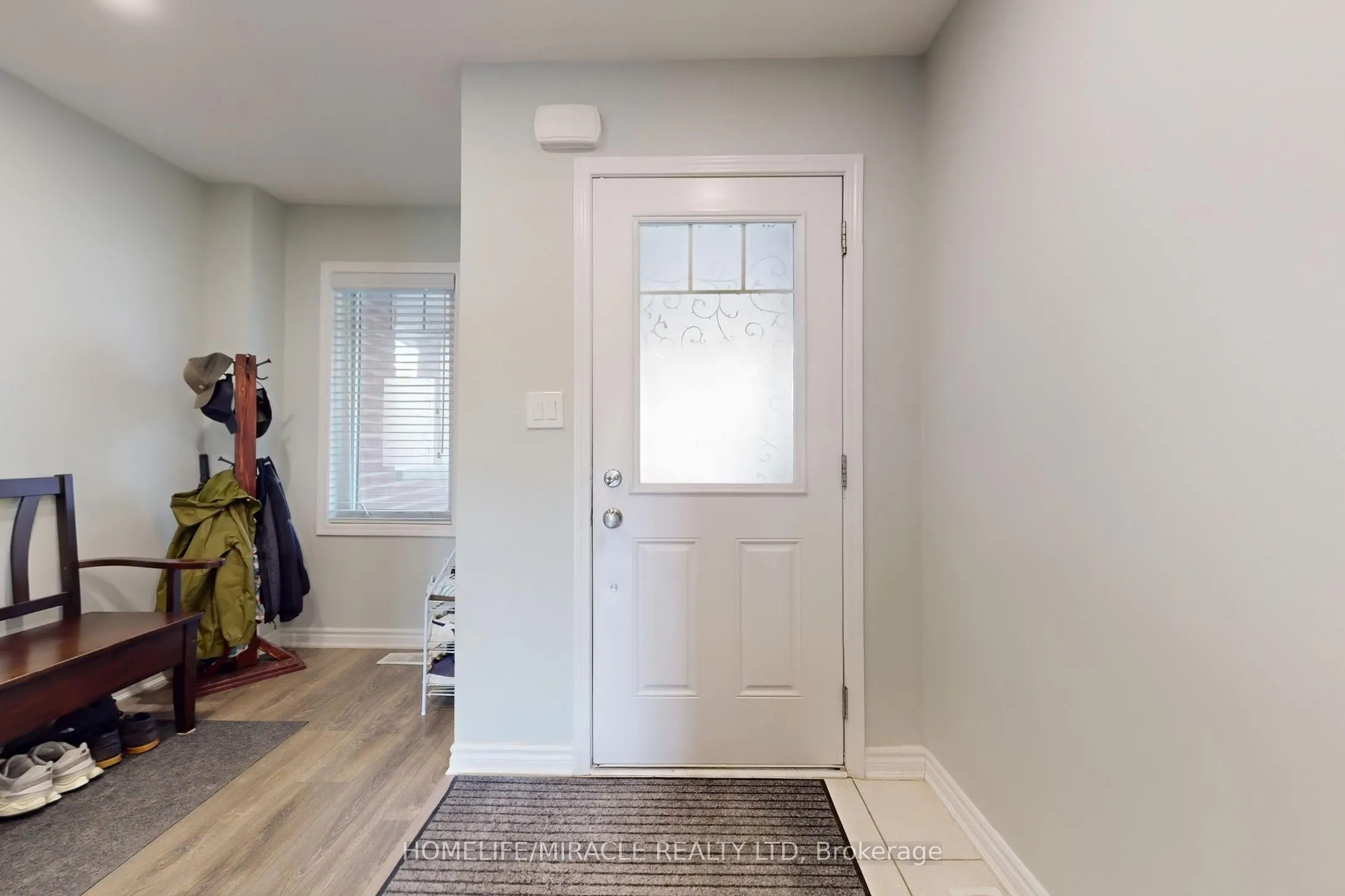 1168 Duignan Crescent