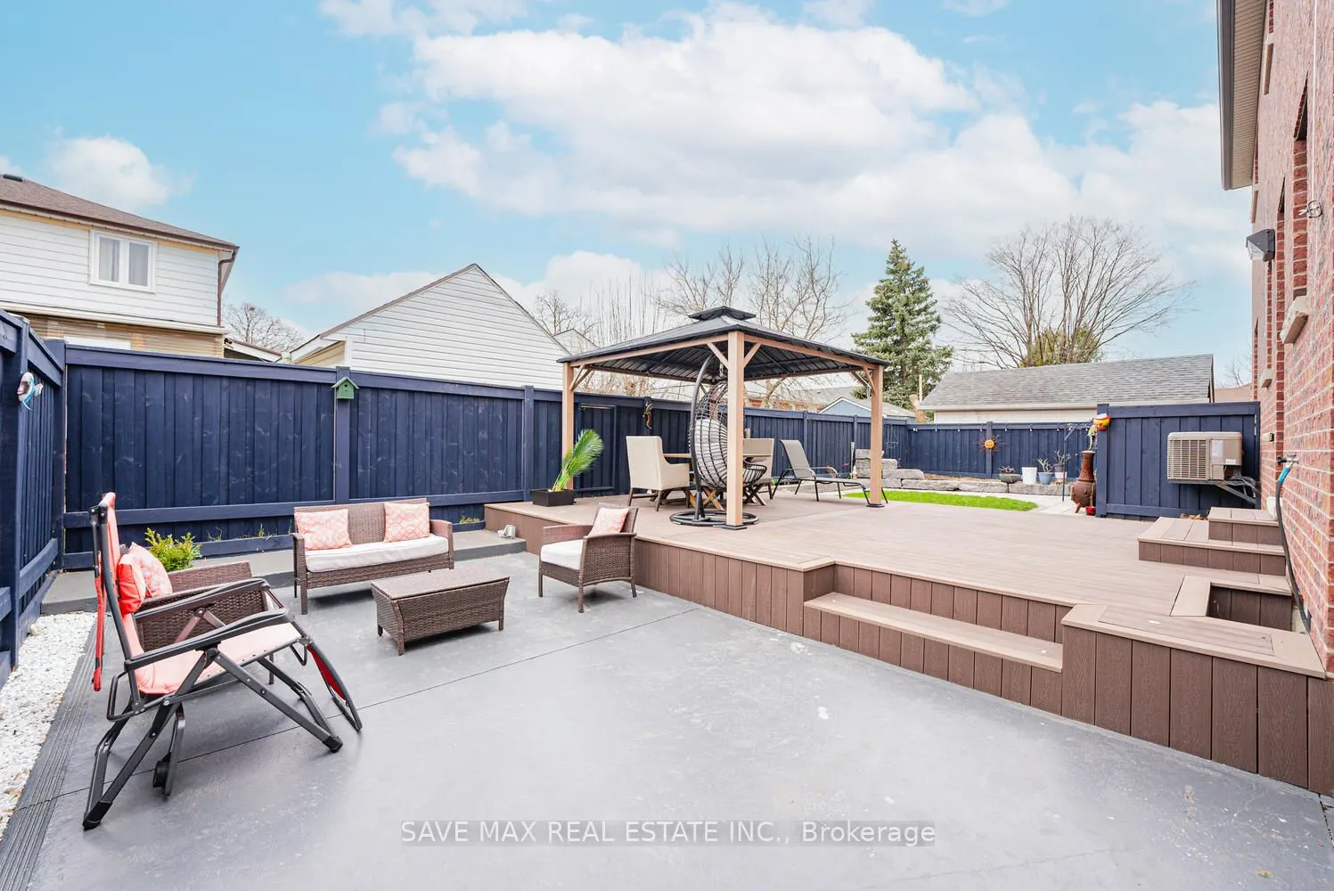 23 Hillcrest Avenue