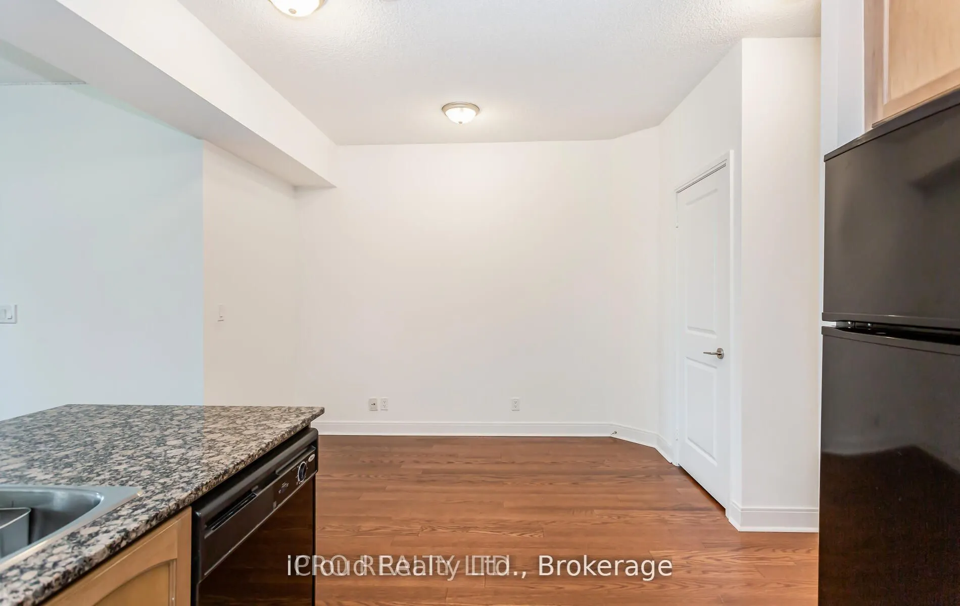 80 Absolute Avenue W, #2807