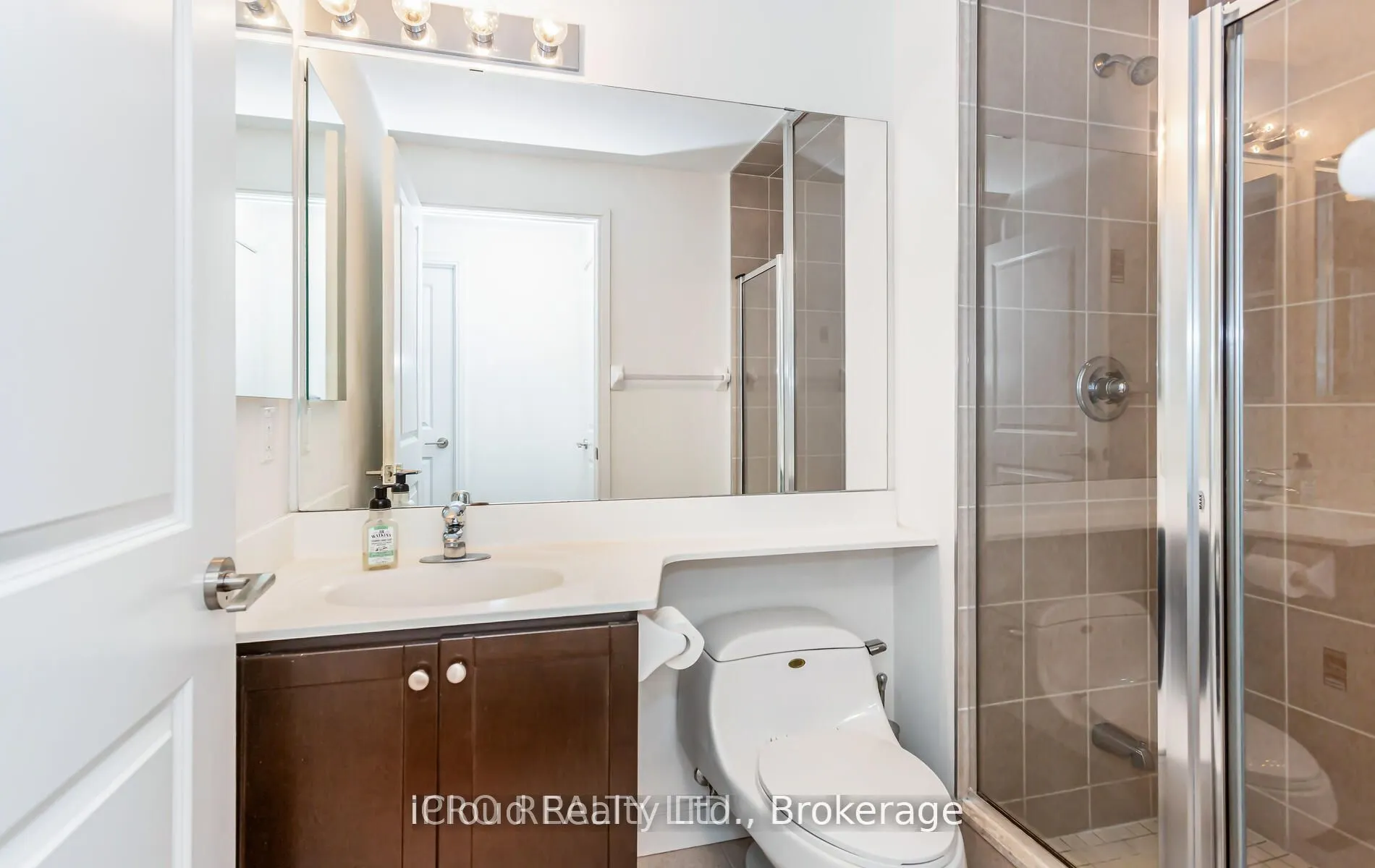 80 Absolute Avenue W, #2807