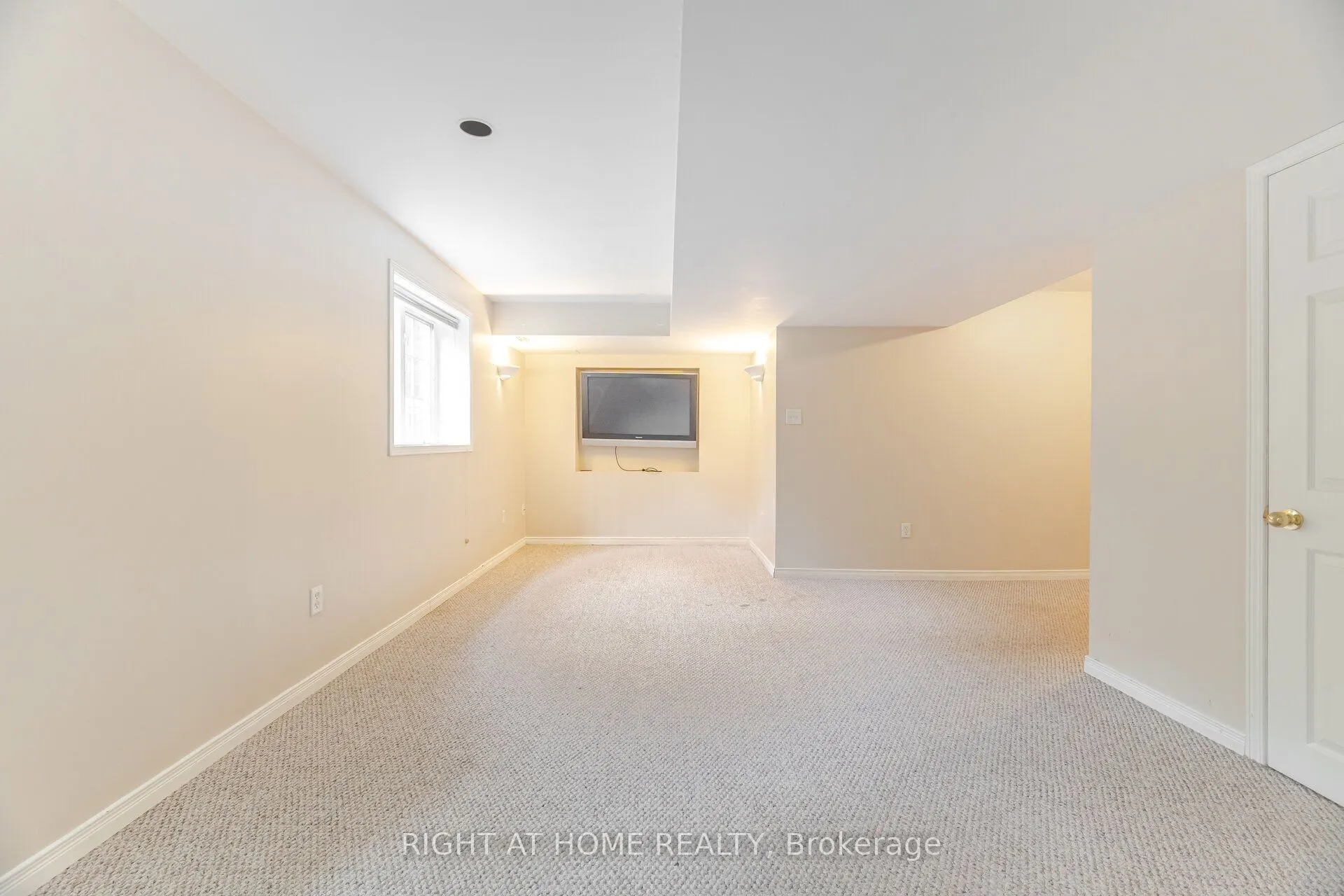 2499 Scotch Pine Drive