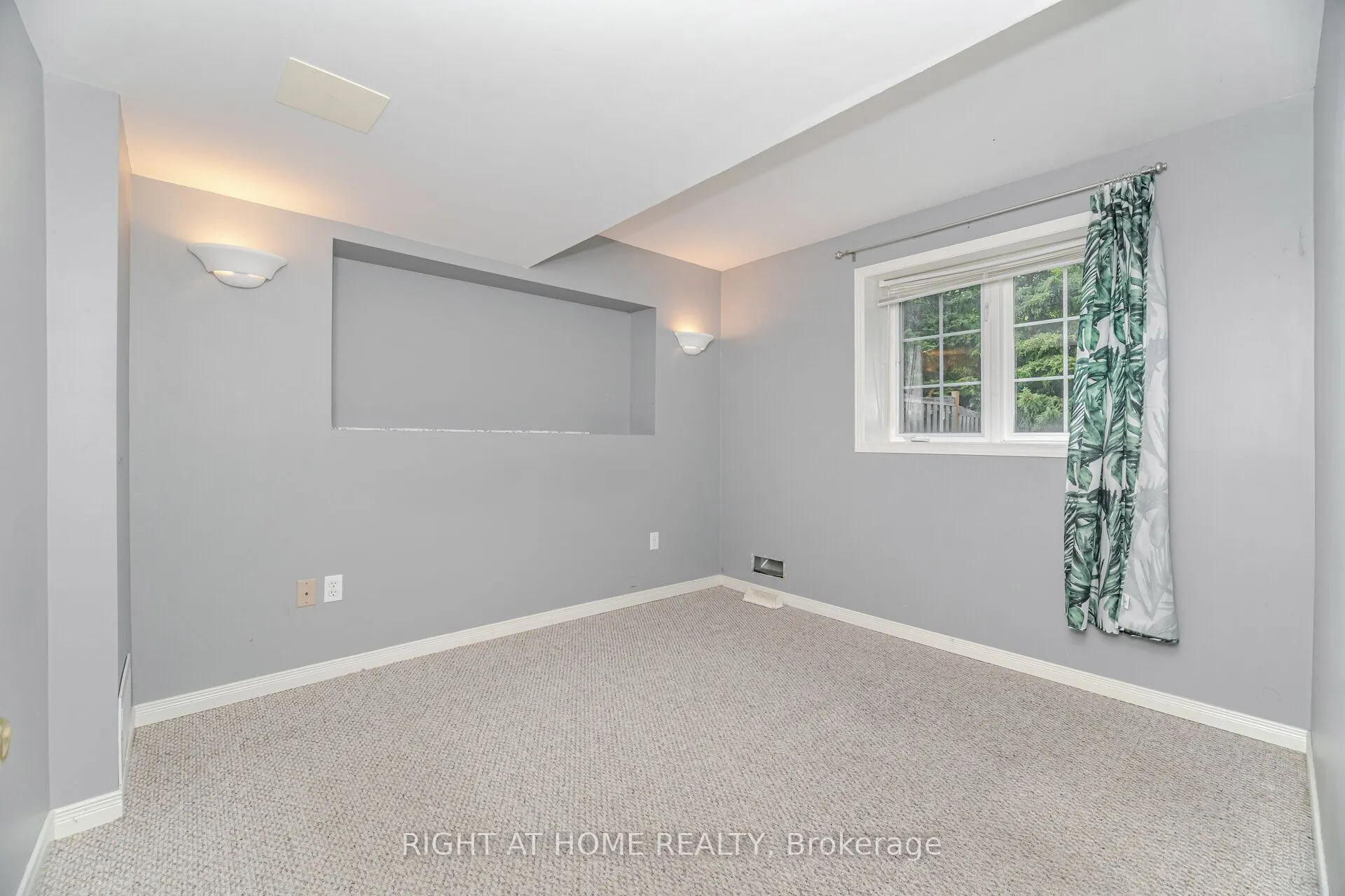2499 Scotch Pine Drive