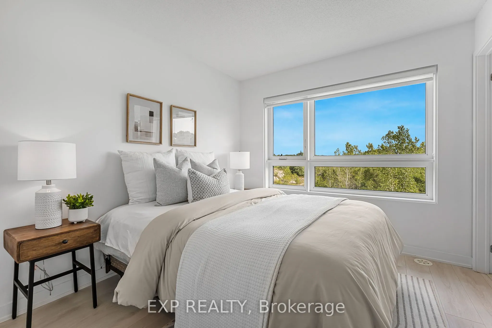 1121 Cooke Boulevard, #90