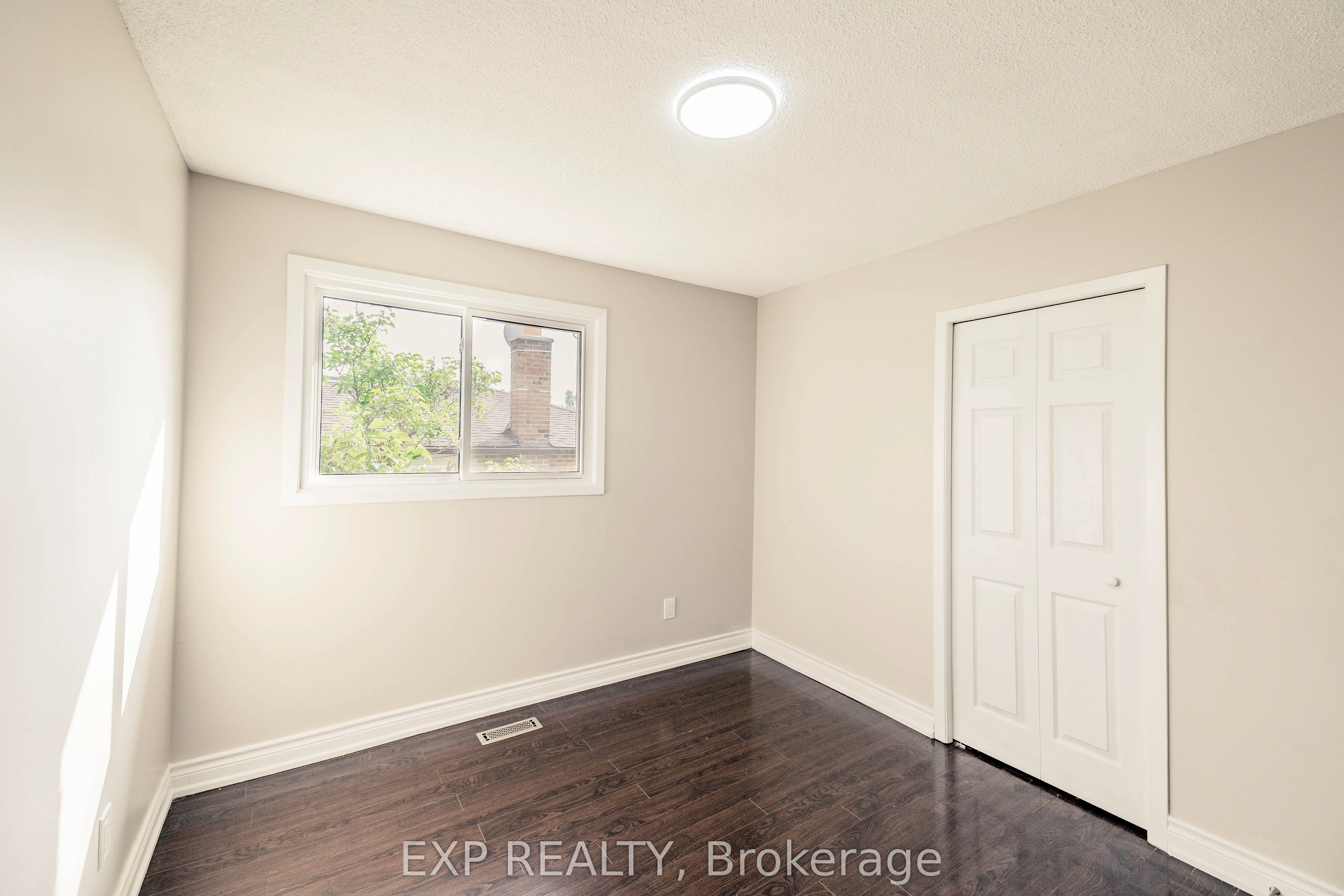 131 Manitou Crescent, #Upper Level