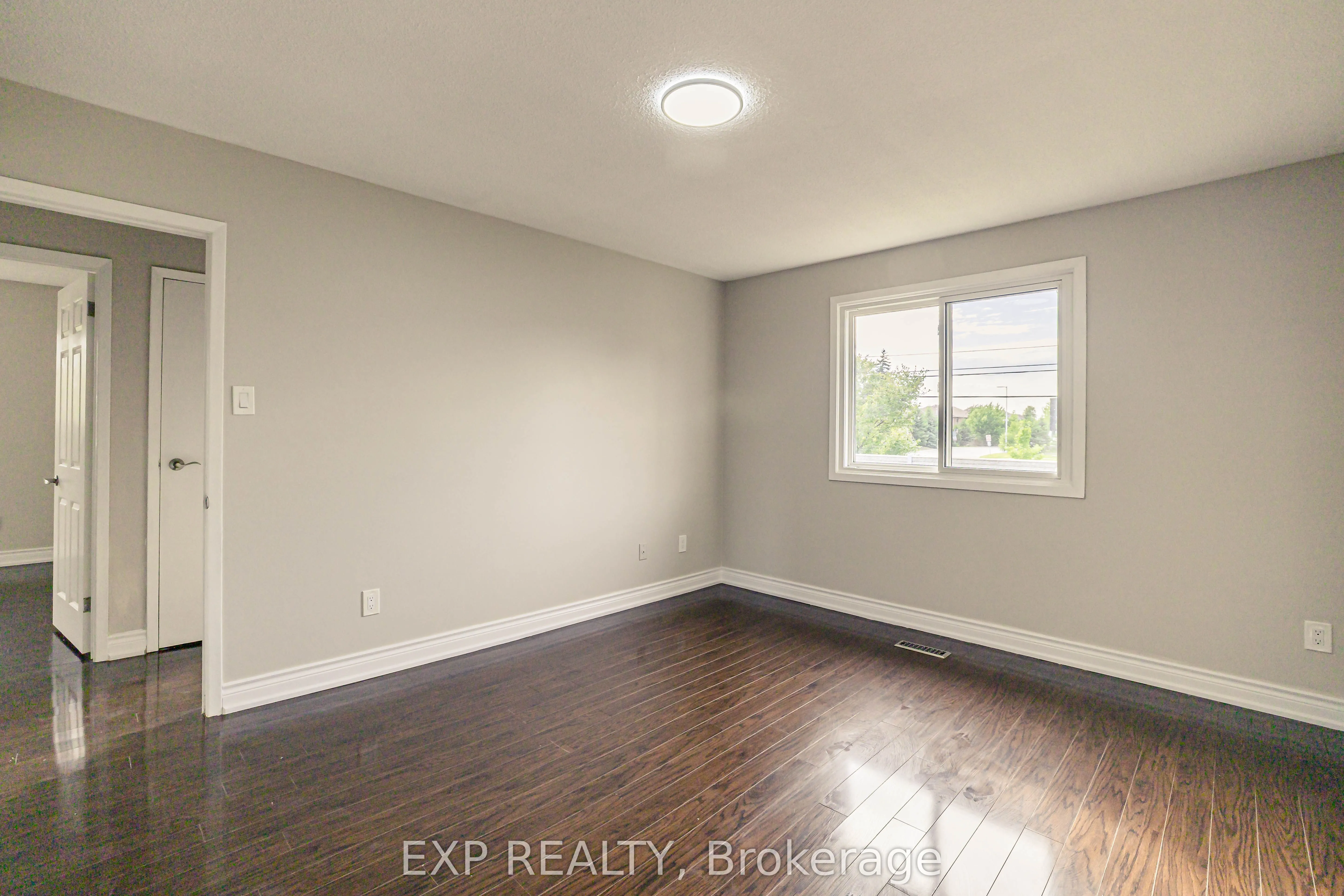 131 Manitou Crescent, #Upper Level