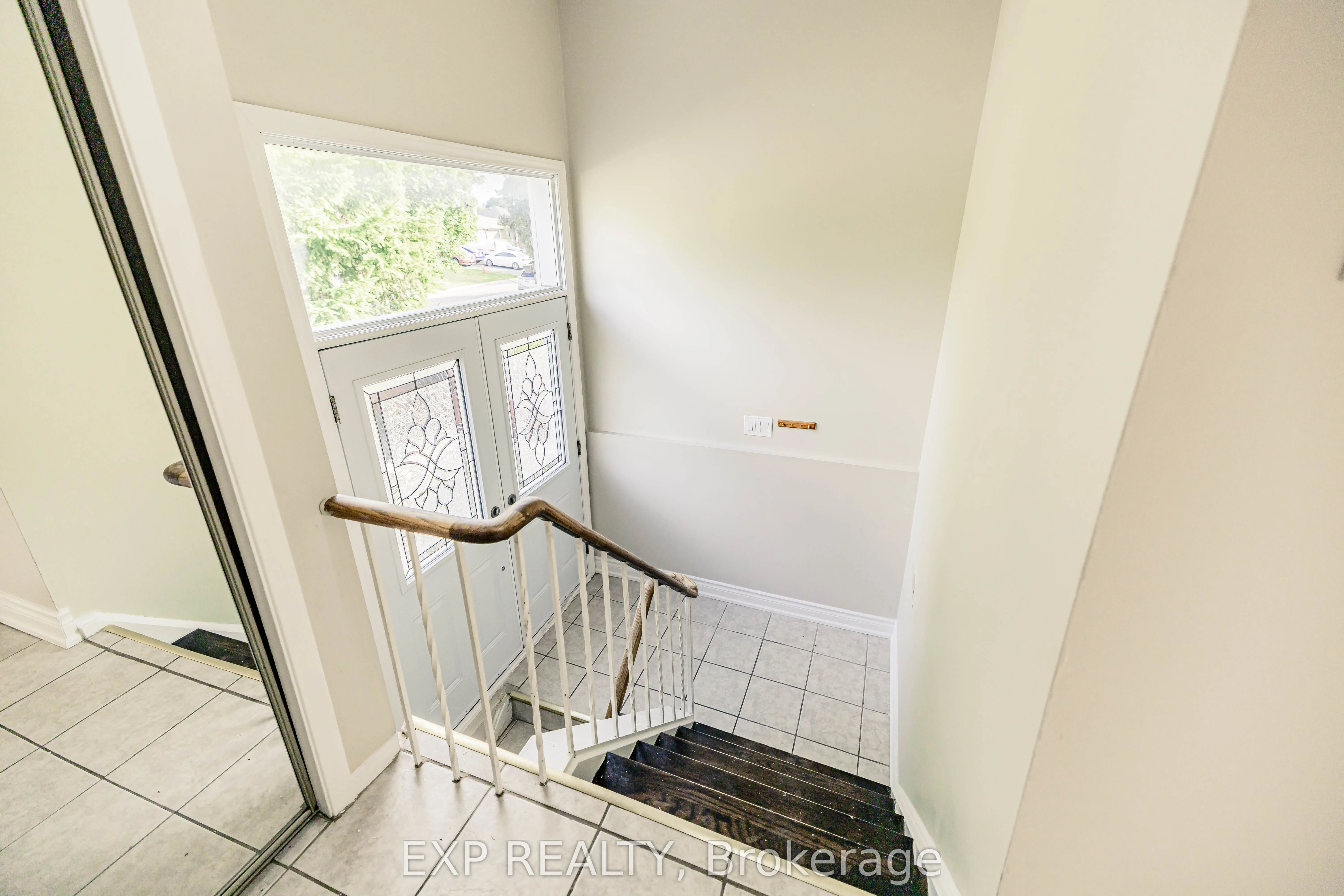 131 Manitou Crescent, #Upper Level