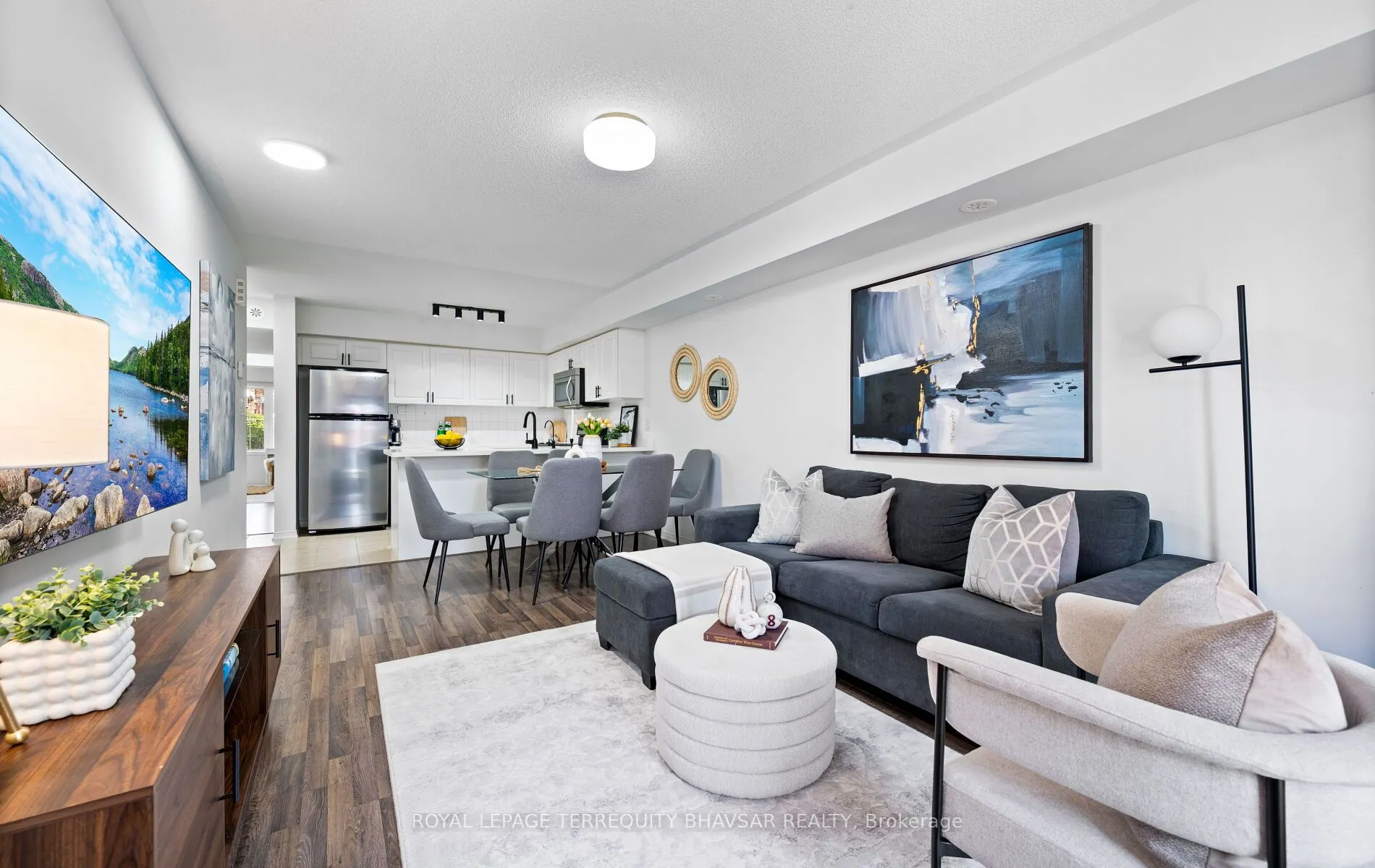 2460 Post Road, #4