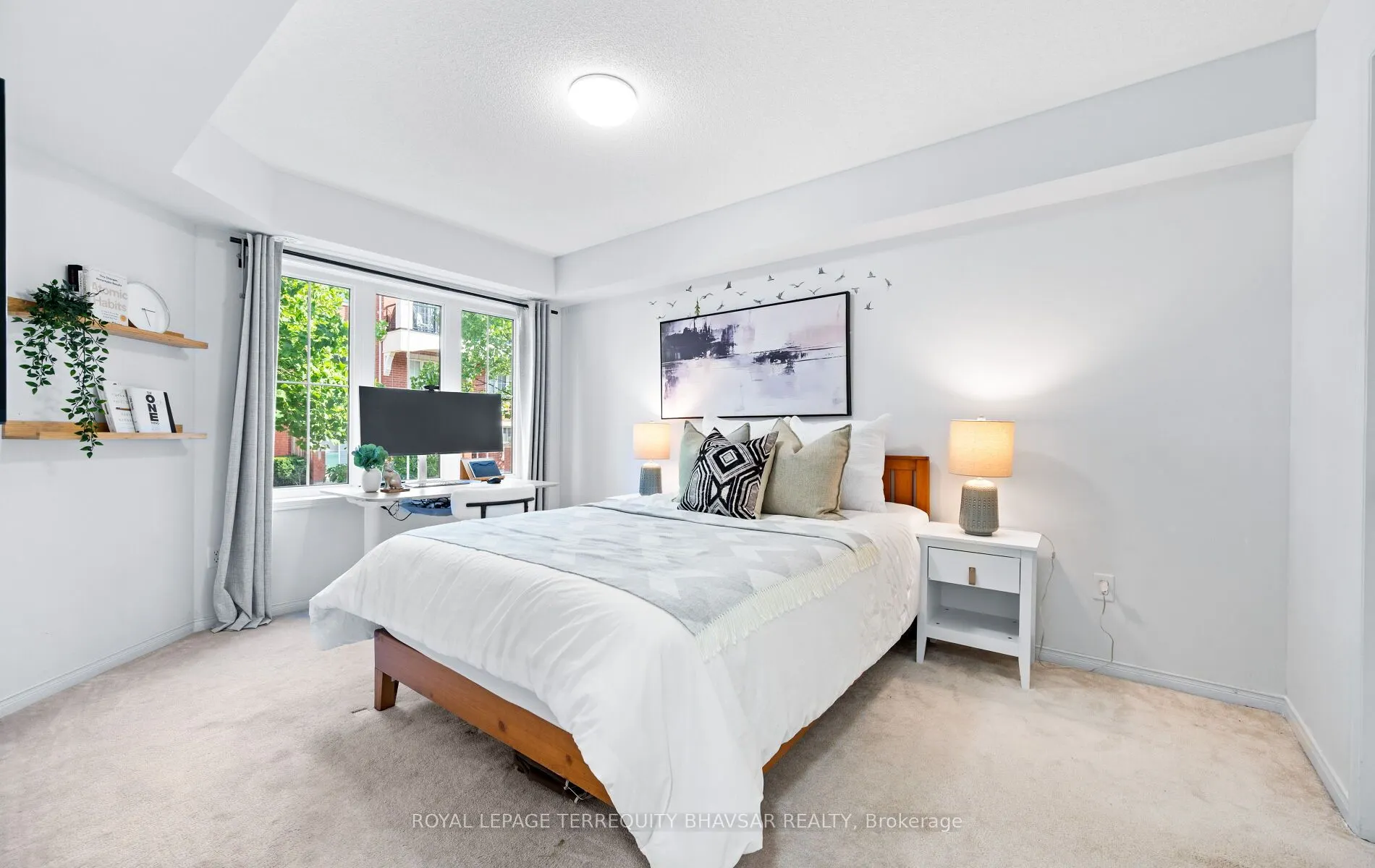 2460 Post Road, #4