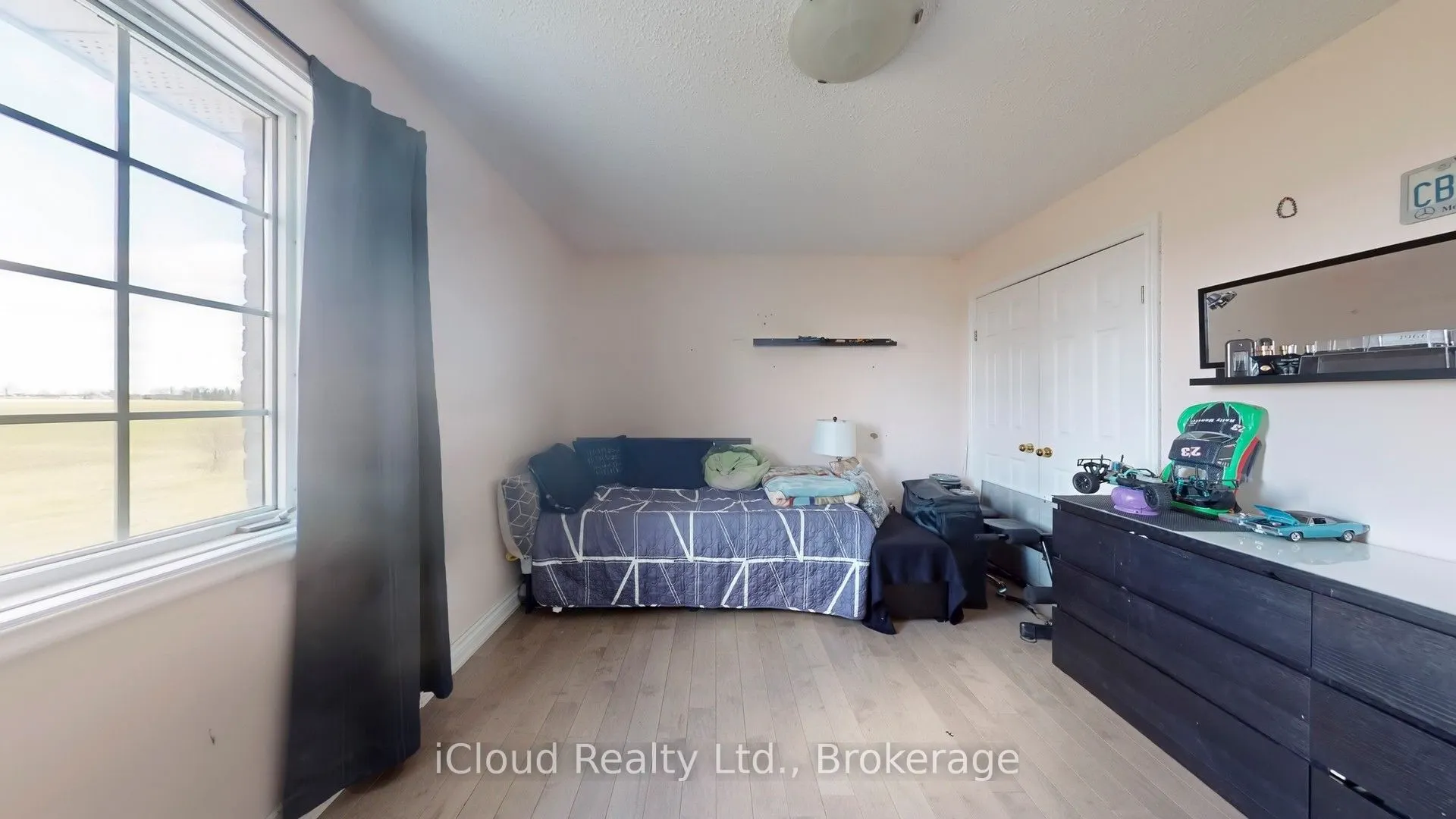 12191 Mississauga Road W