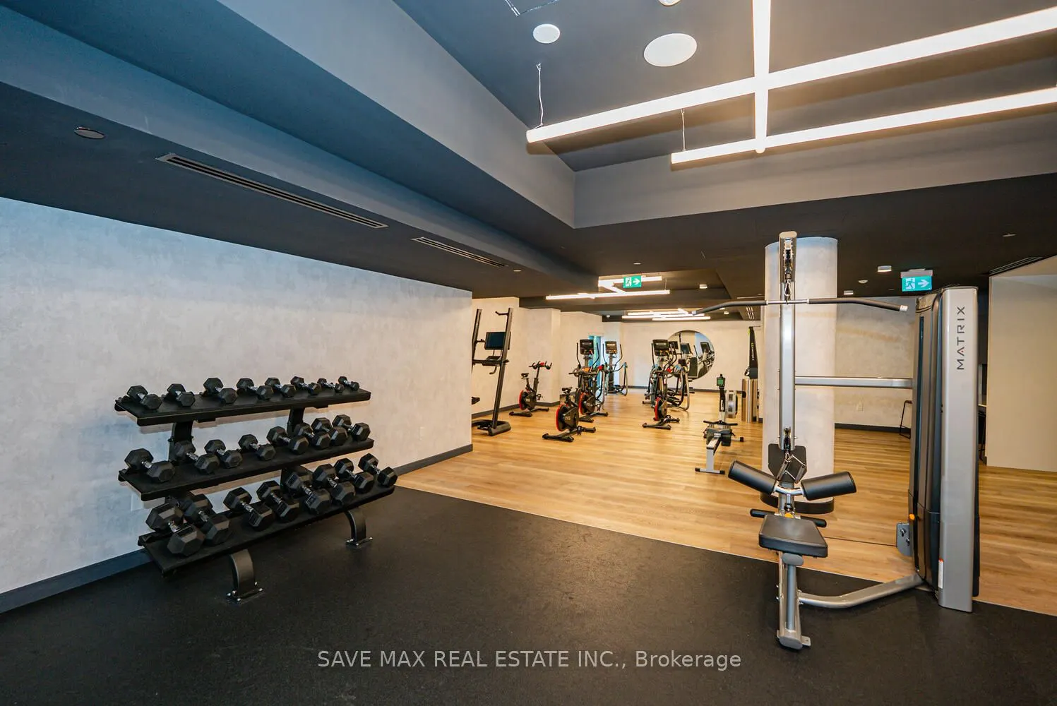 86 Dundas Street E, #916
