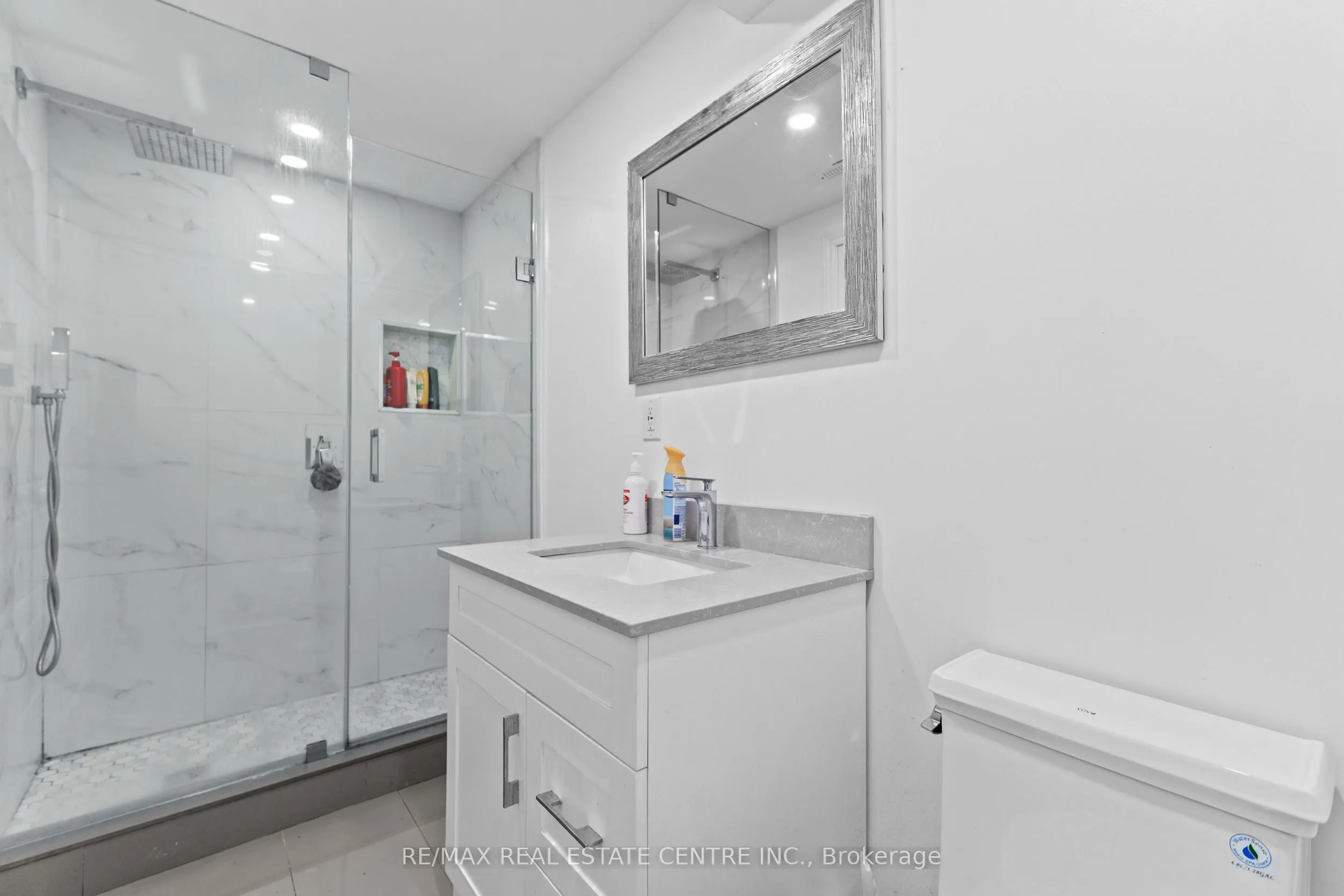 165 Zia Dodda Crescent