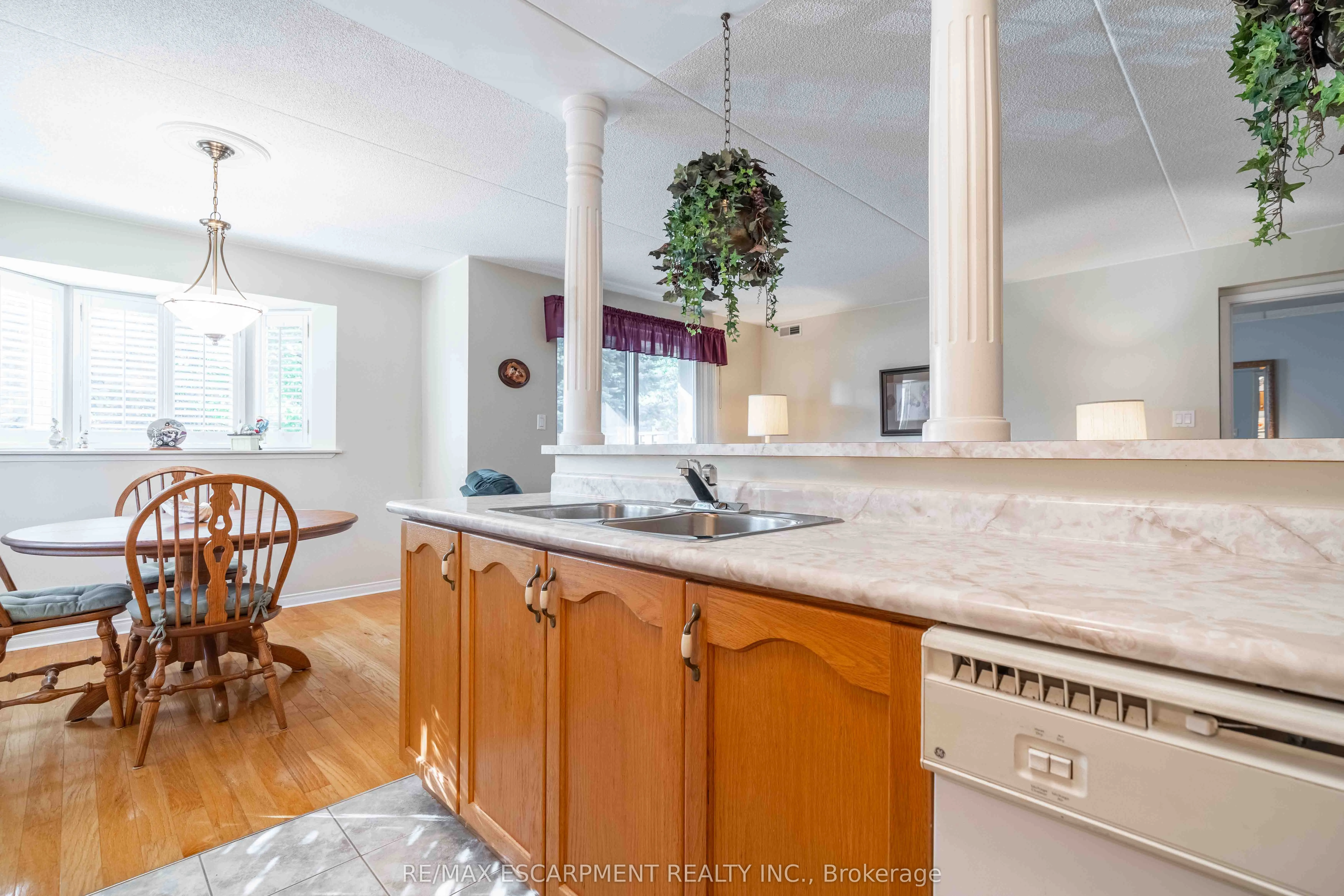 3499 Upper Middle Road, #102
