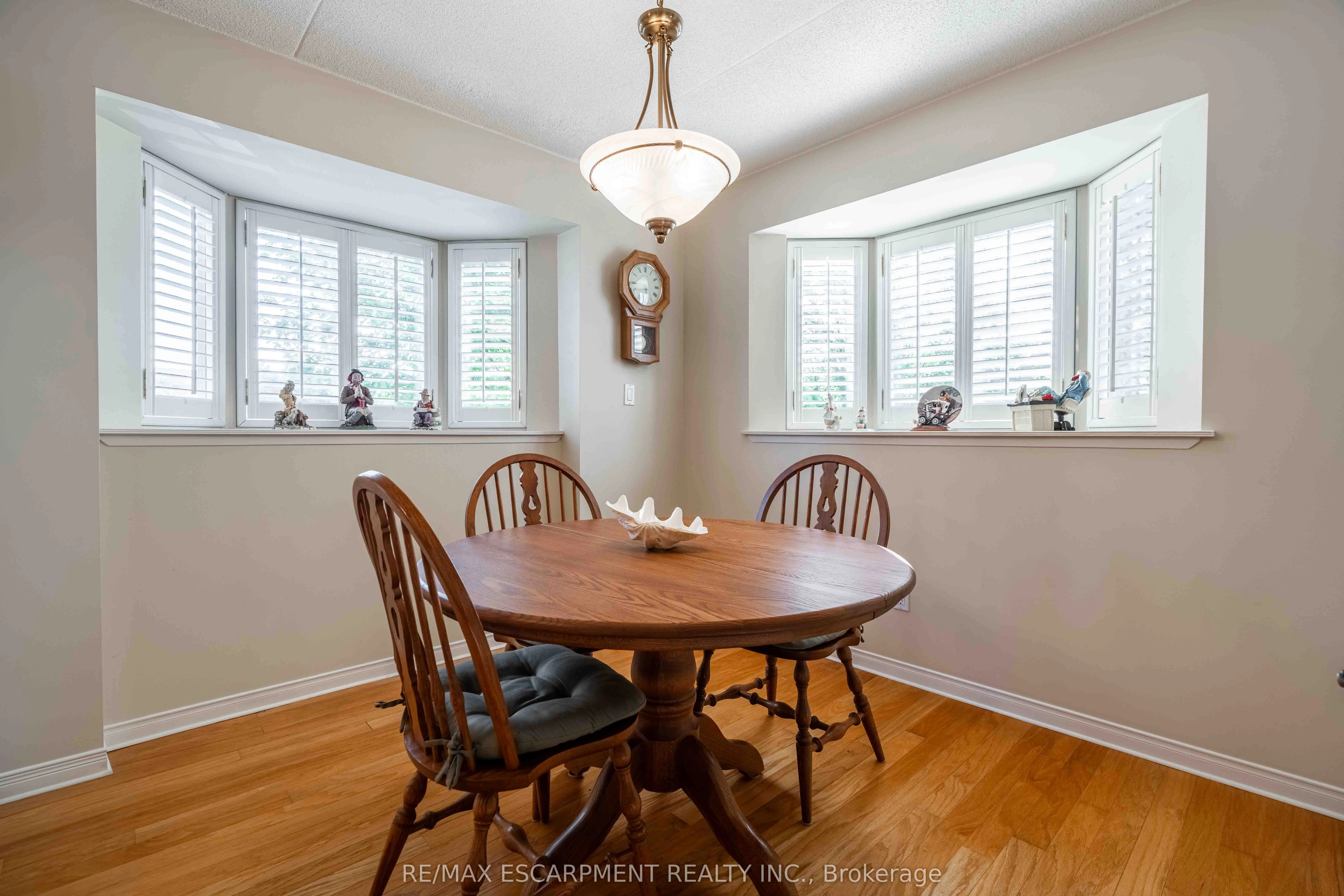 3499 Upper Middle Road, #102
