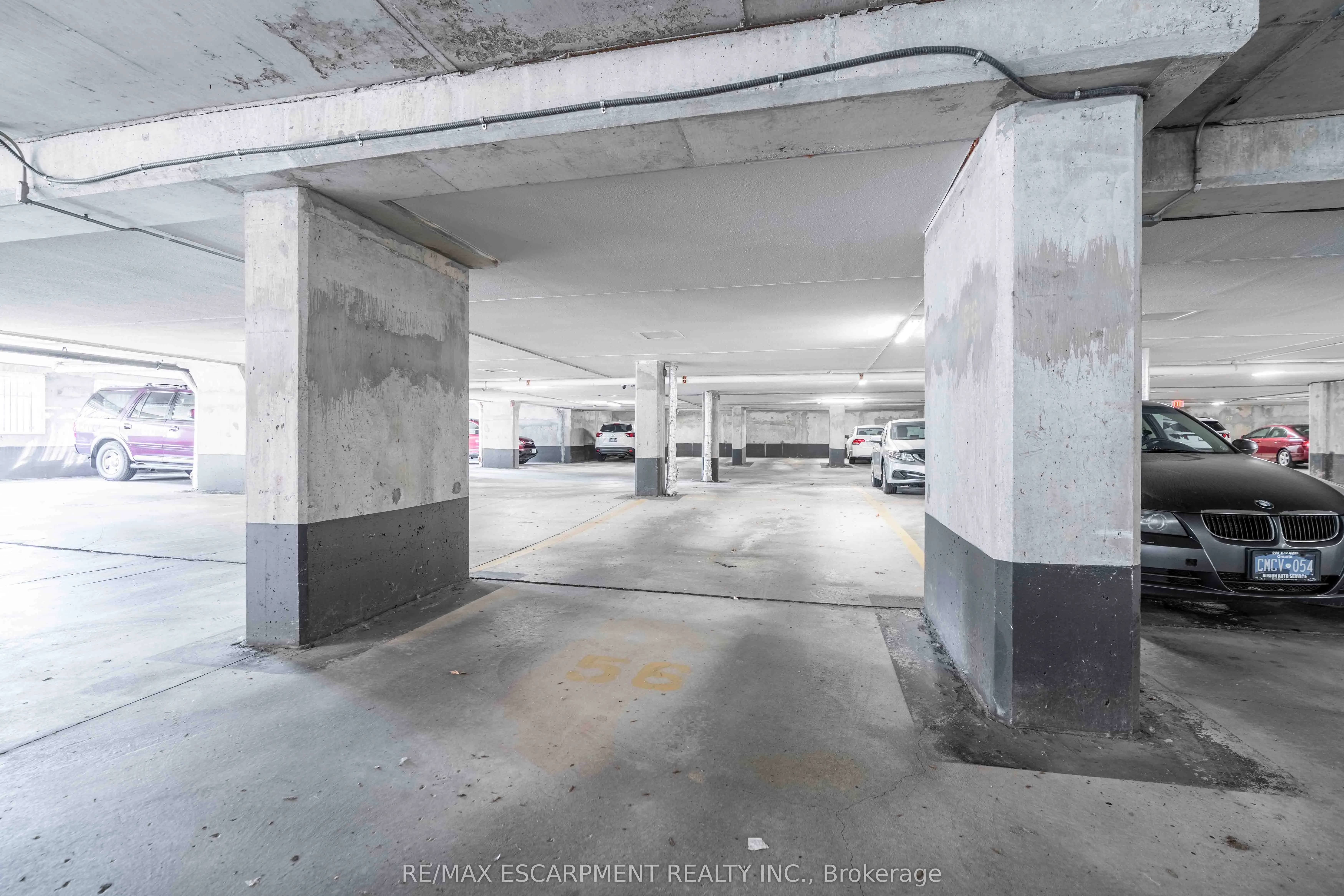 3499 Upper Middle Road, #102