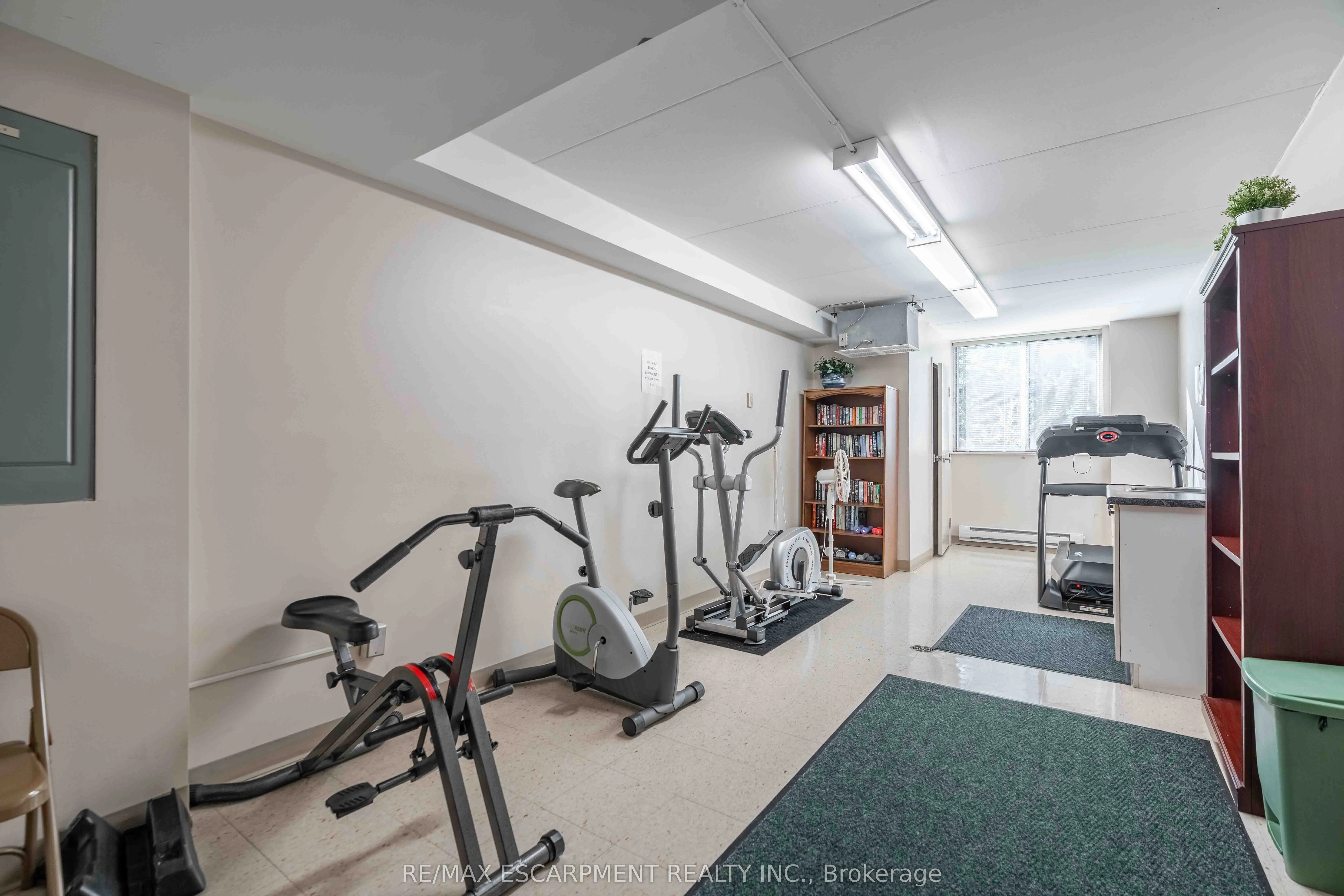 3499 Upper Middle Road, #102