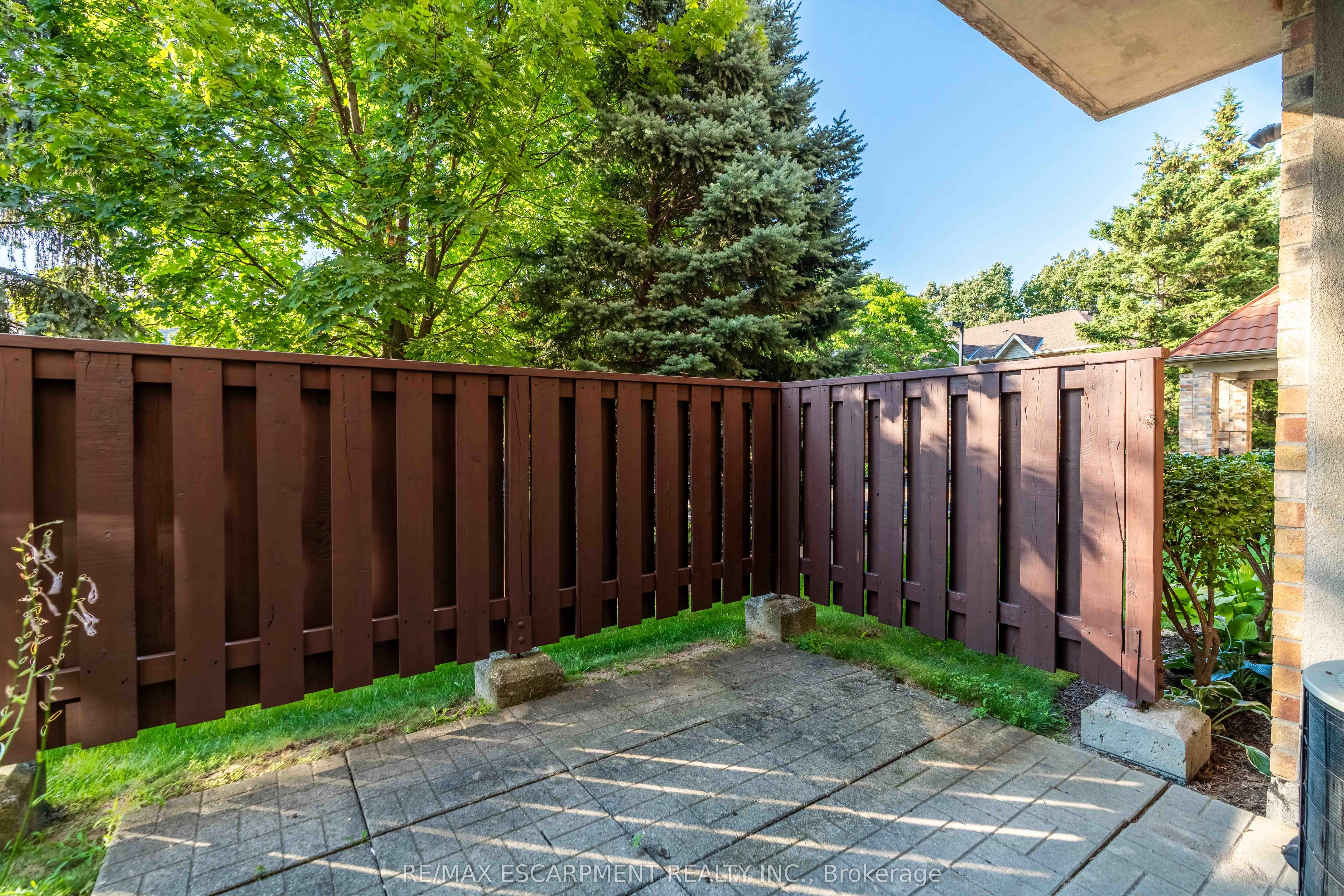 3499 Upper Middle Road, #102