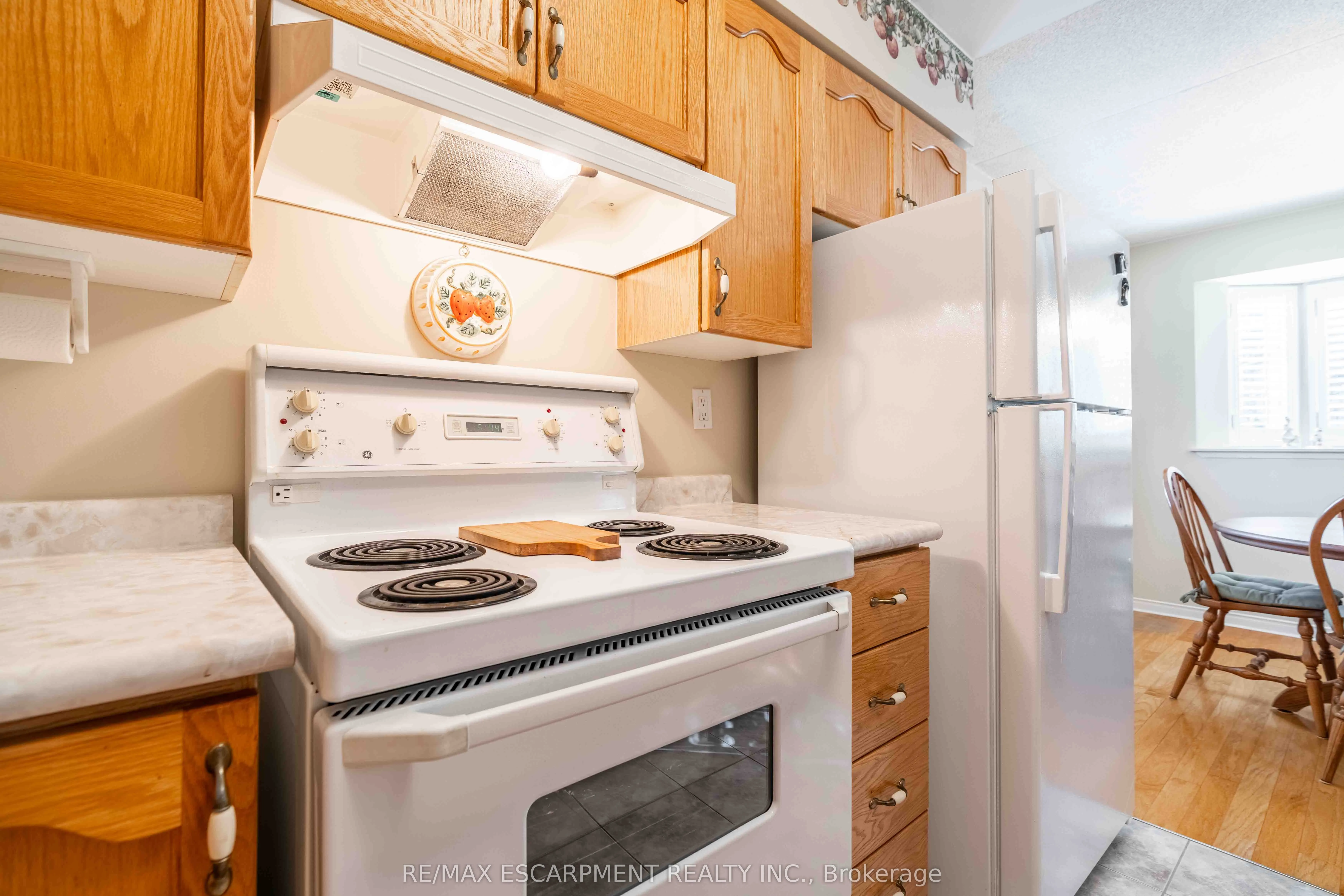 3499 Upper Middle Road, #102