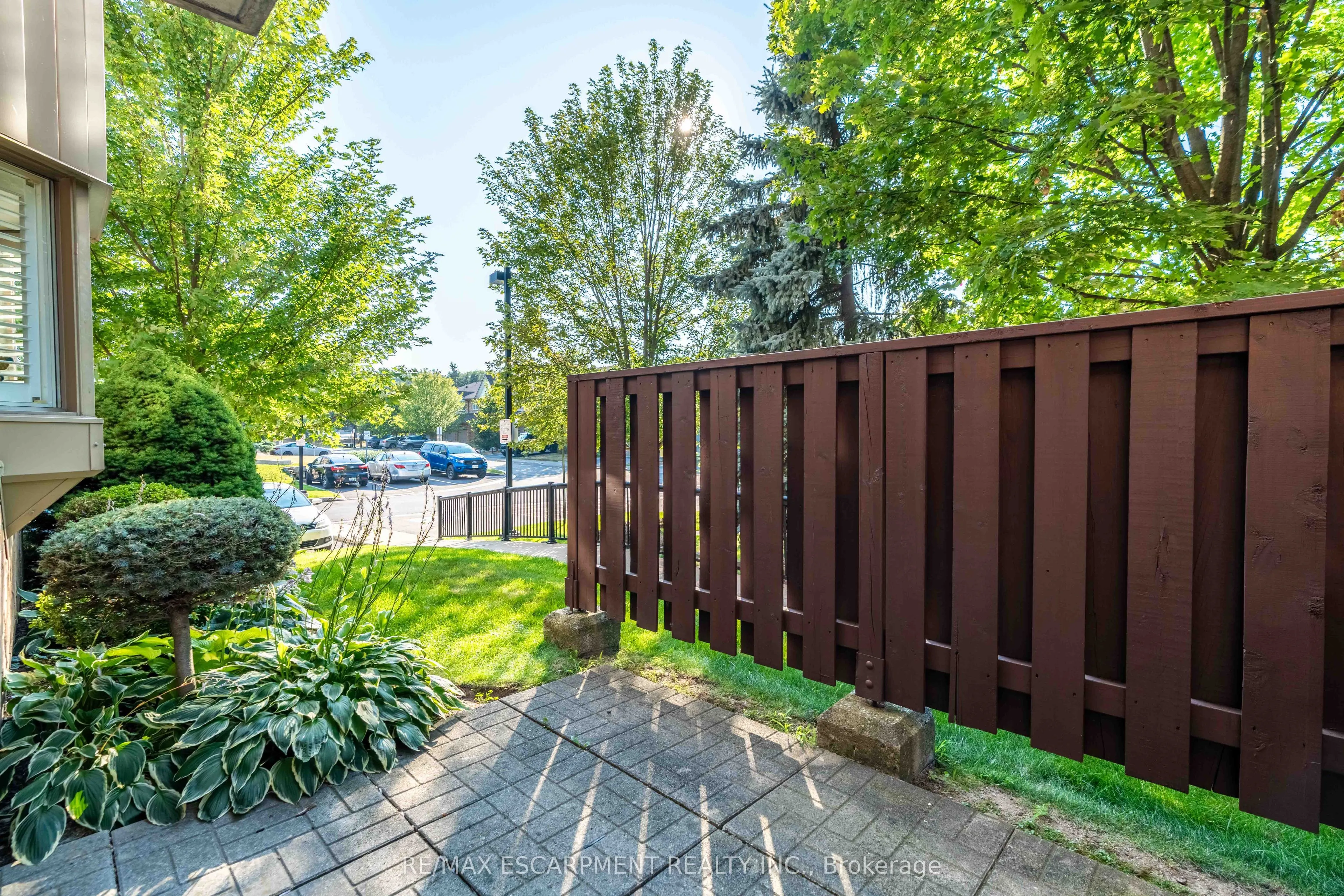 3499 Upper Middle Road, #102