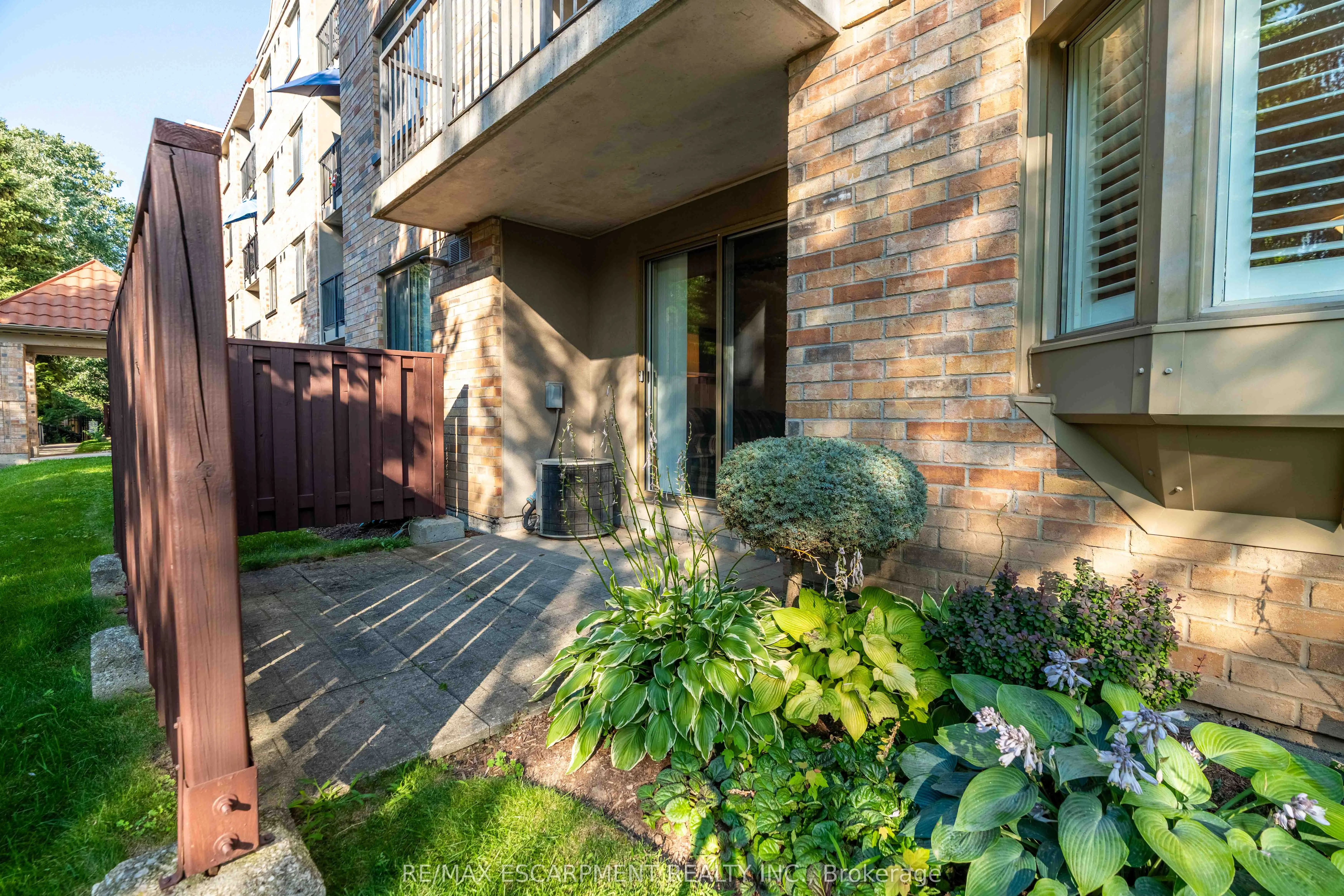 3499 Upper Middle Road, #102