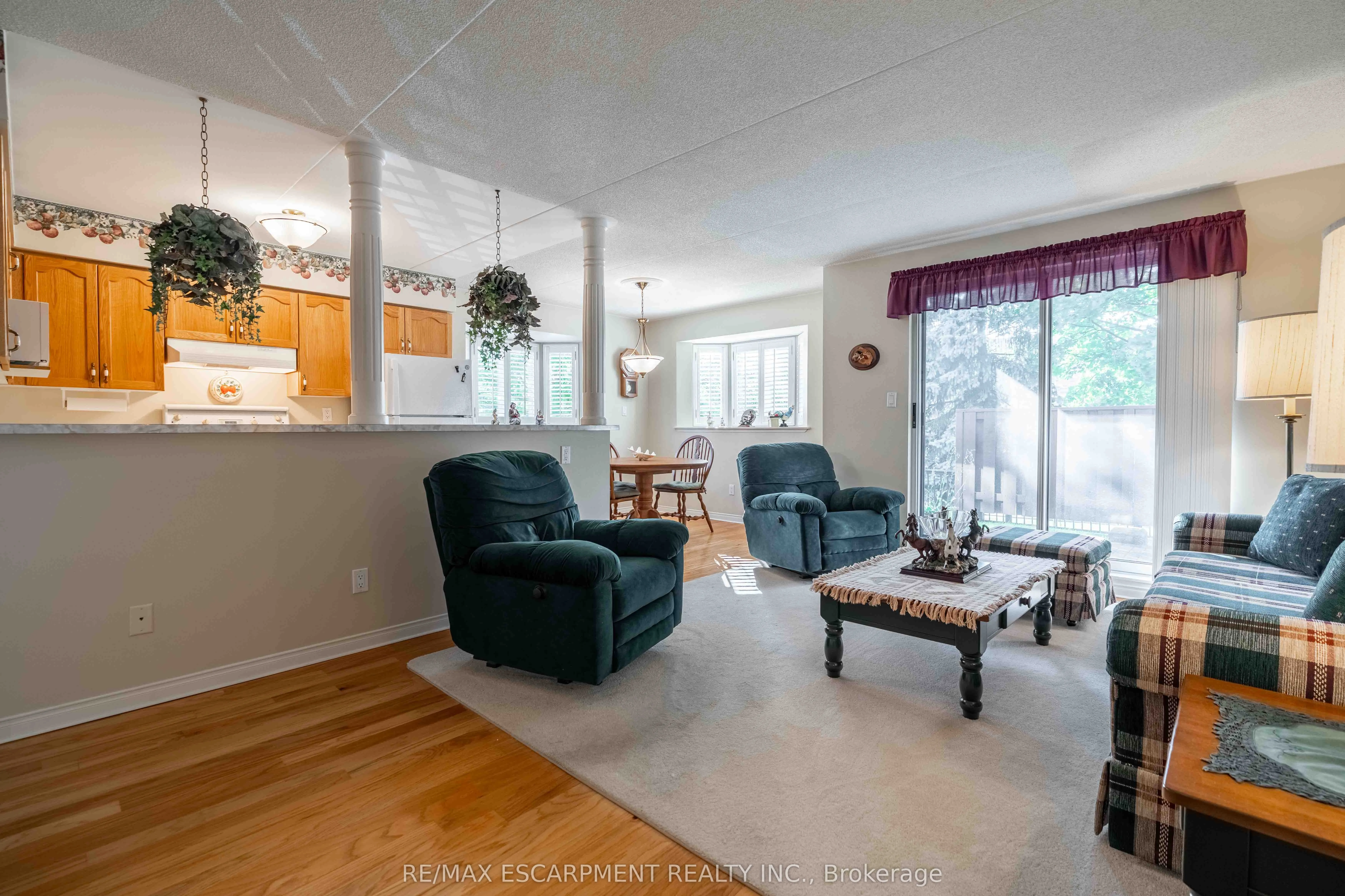 3499 Upper Middle Road, #102