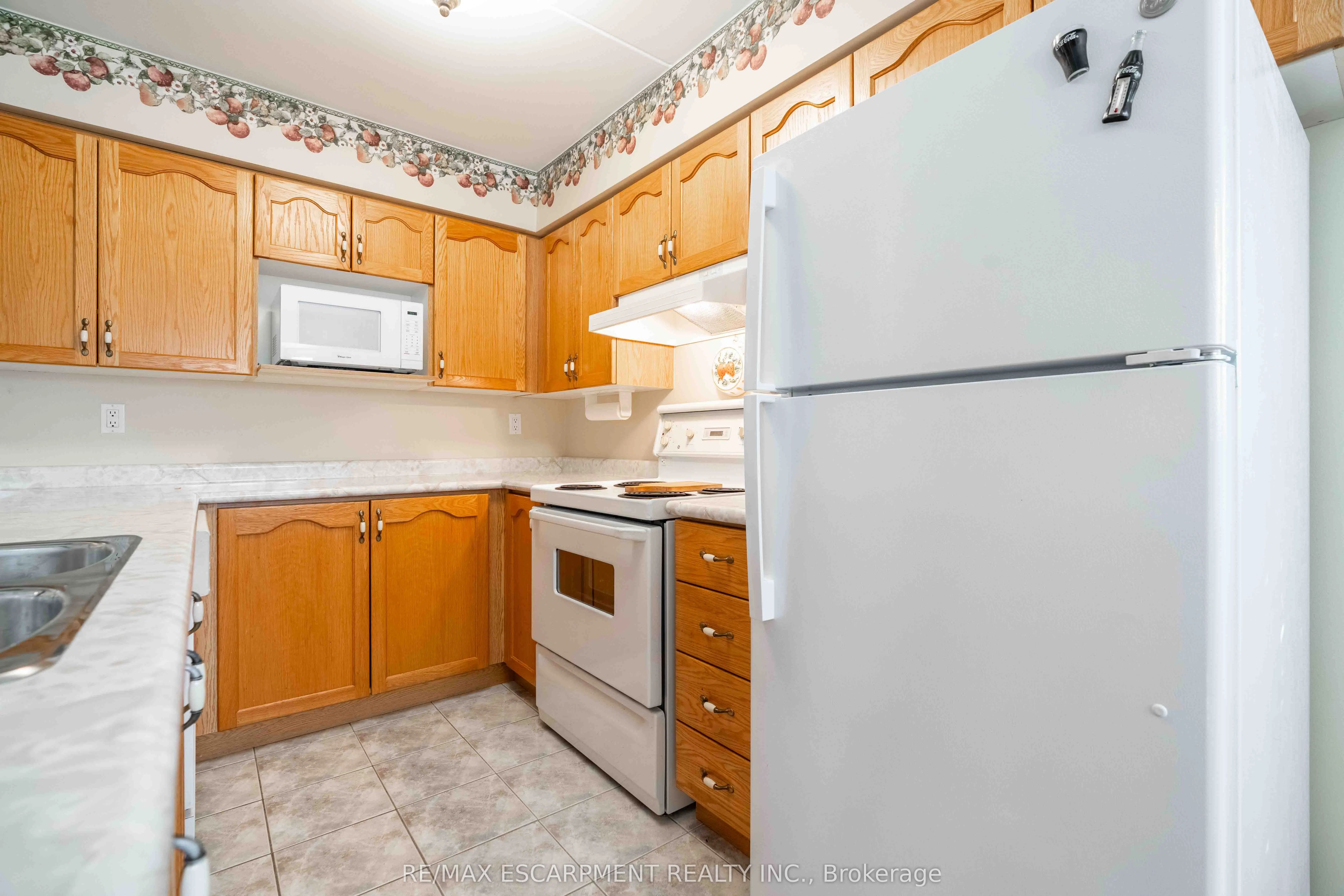 3499 Upper Middle Road, #102