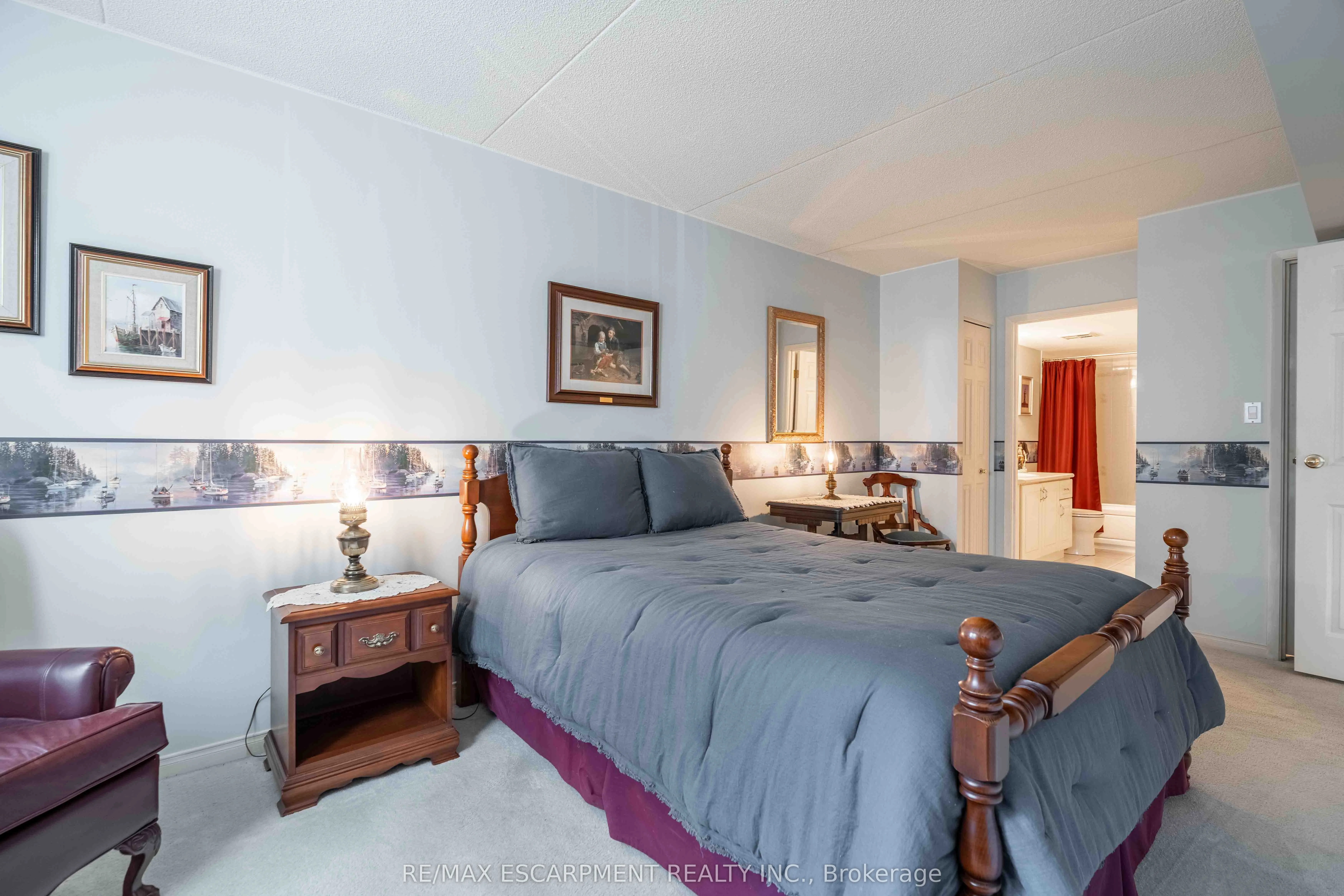 3499 Upper Middle Road, #102