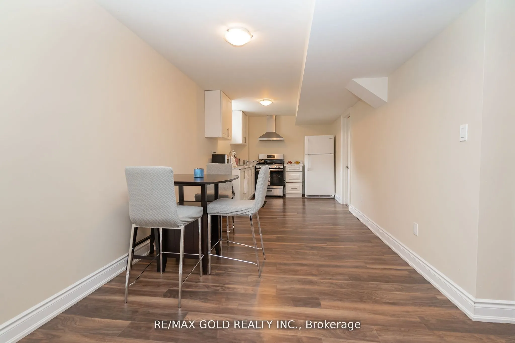 16 Palmvalley Drive