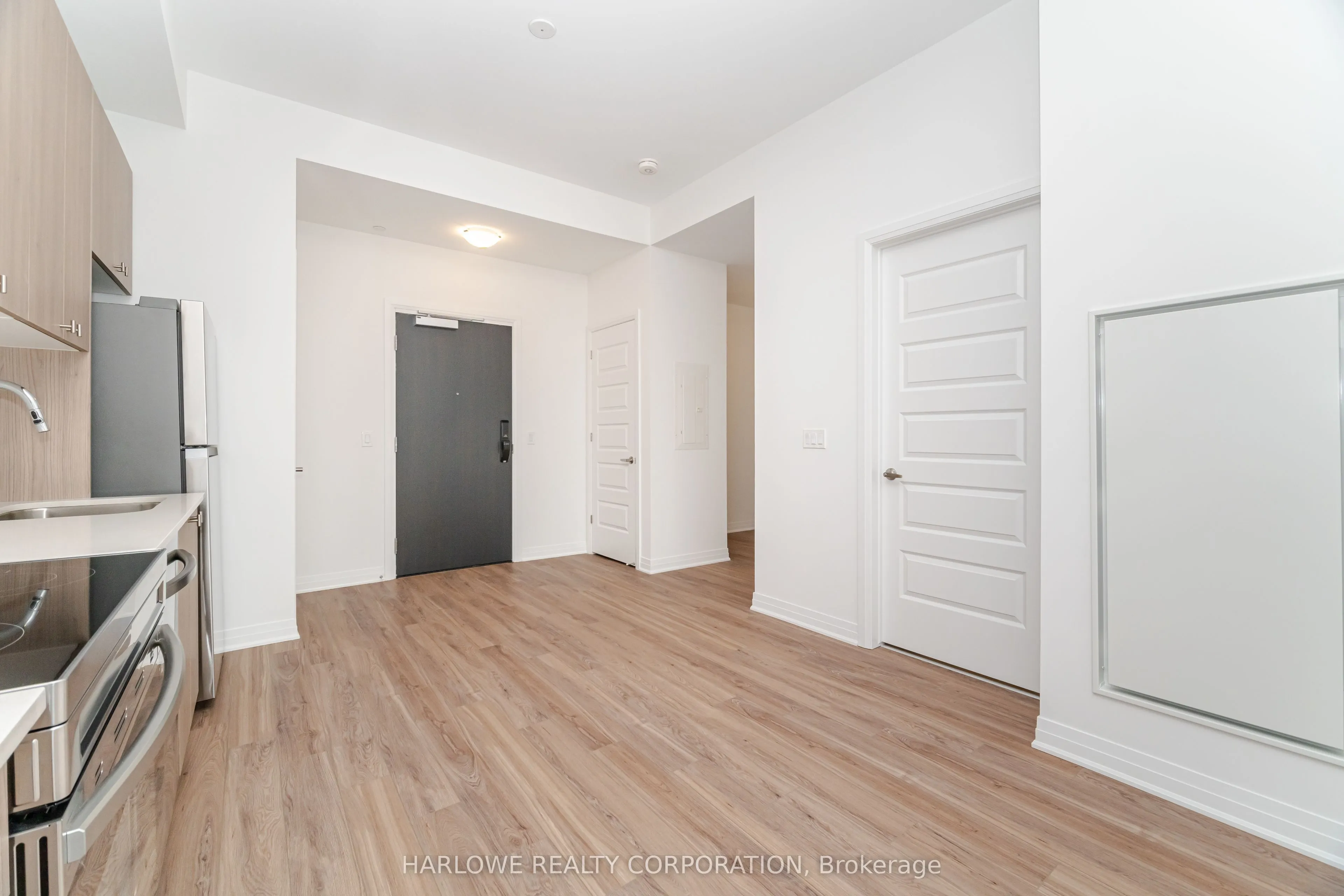 490 Gordon Krantz Avenue, #617