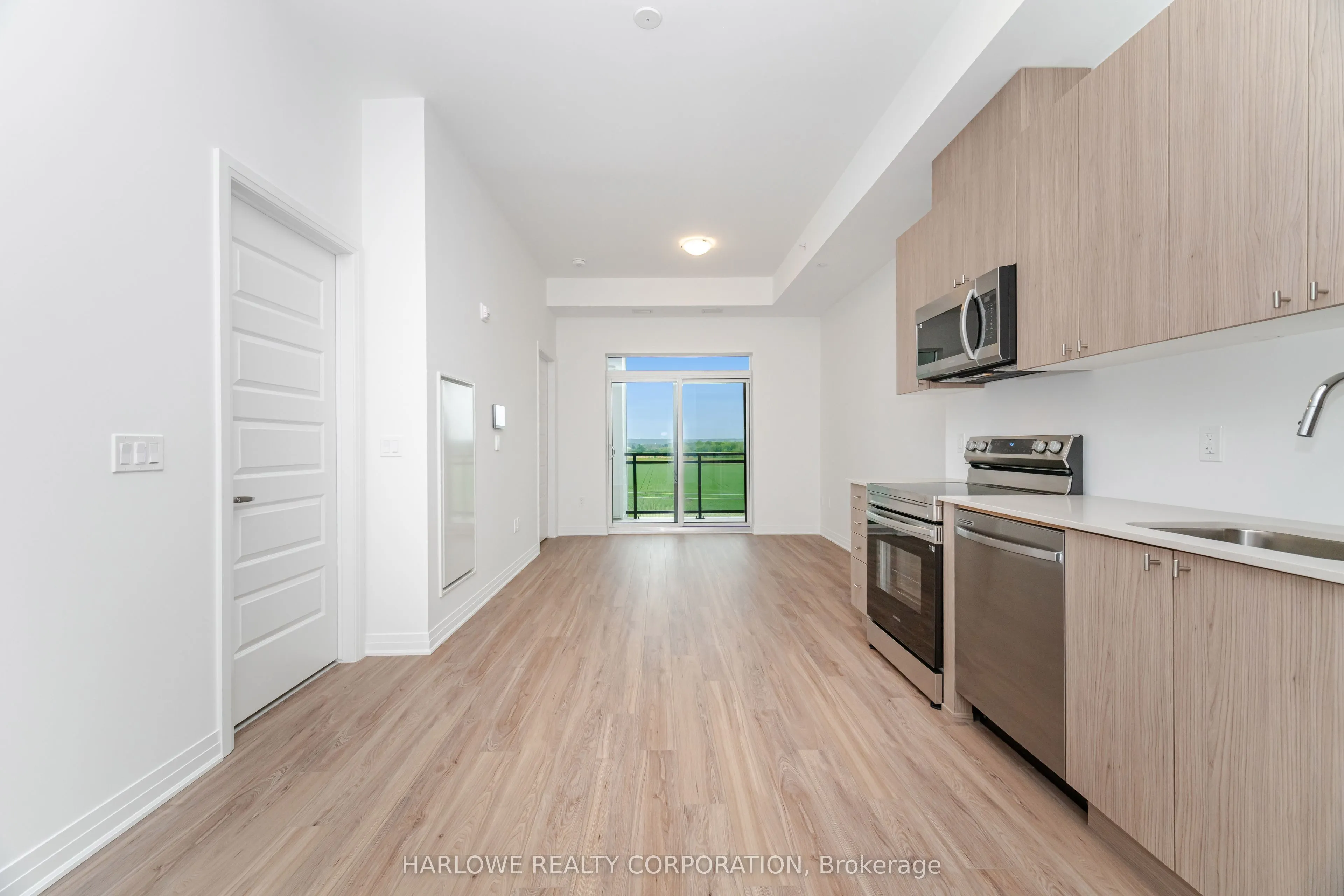 490 Gordon Krantz Avenue, #617