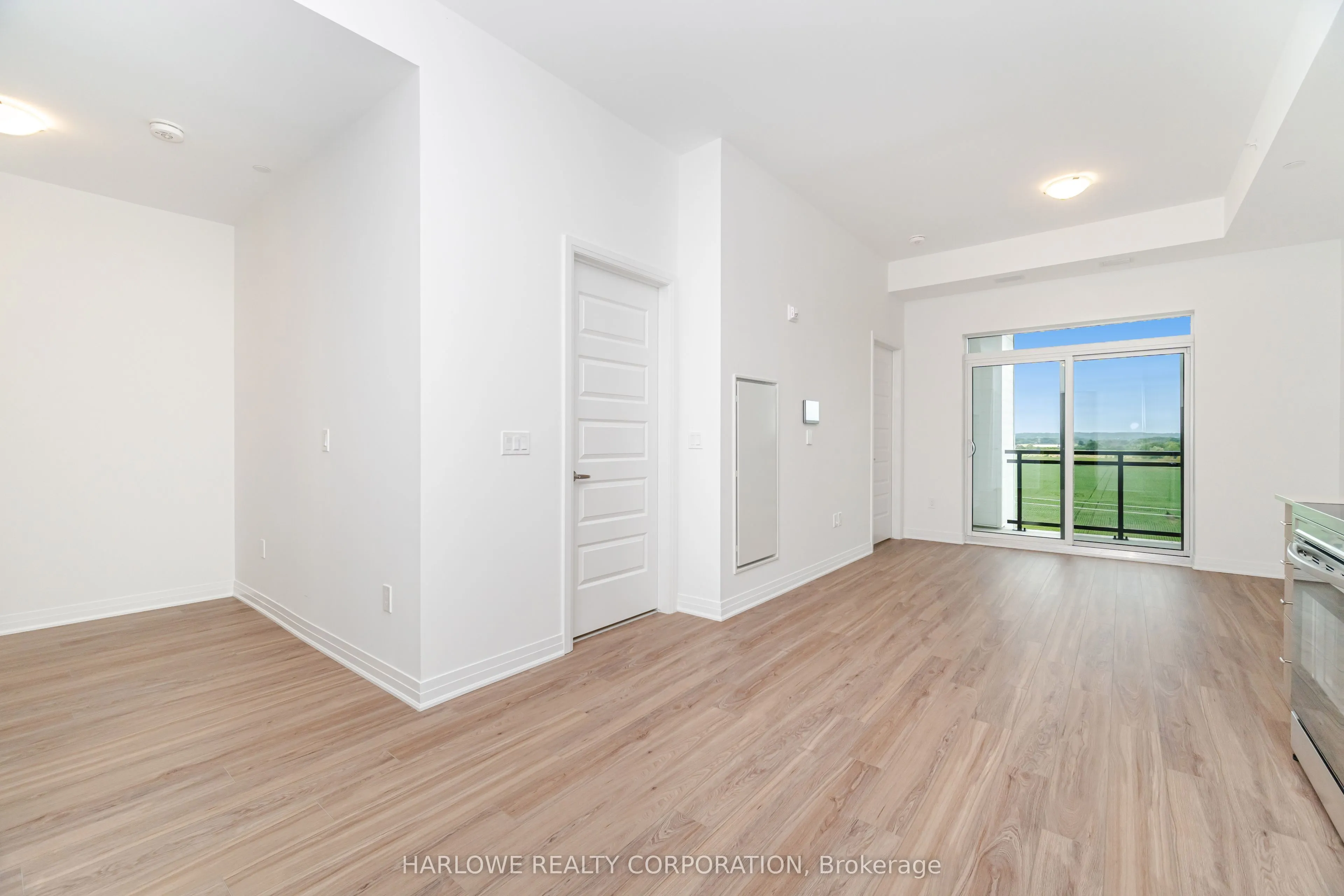 490 Gordon Krantz Avenue, #617