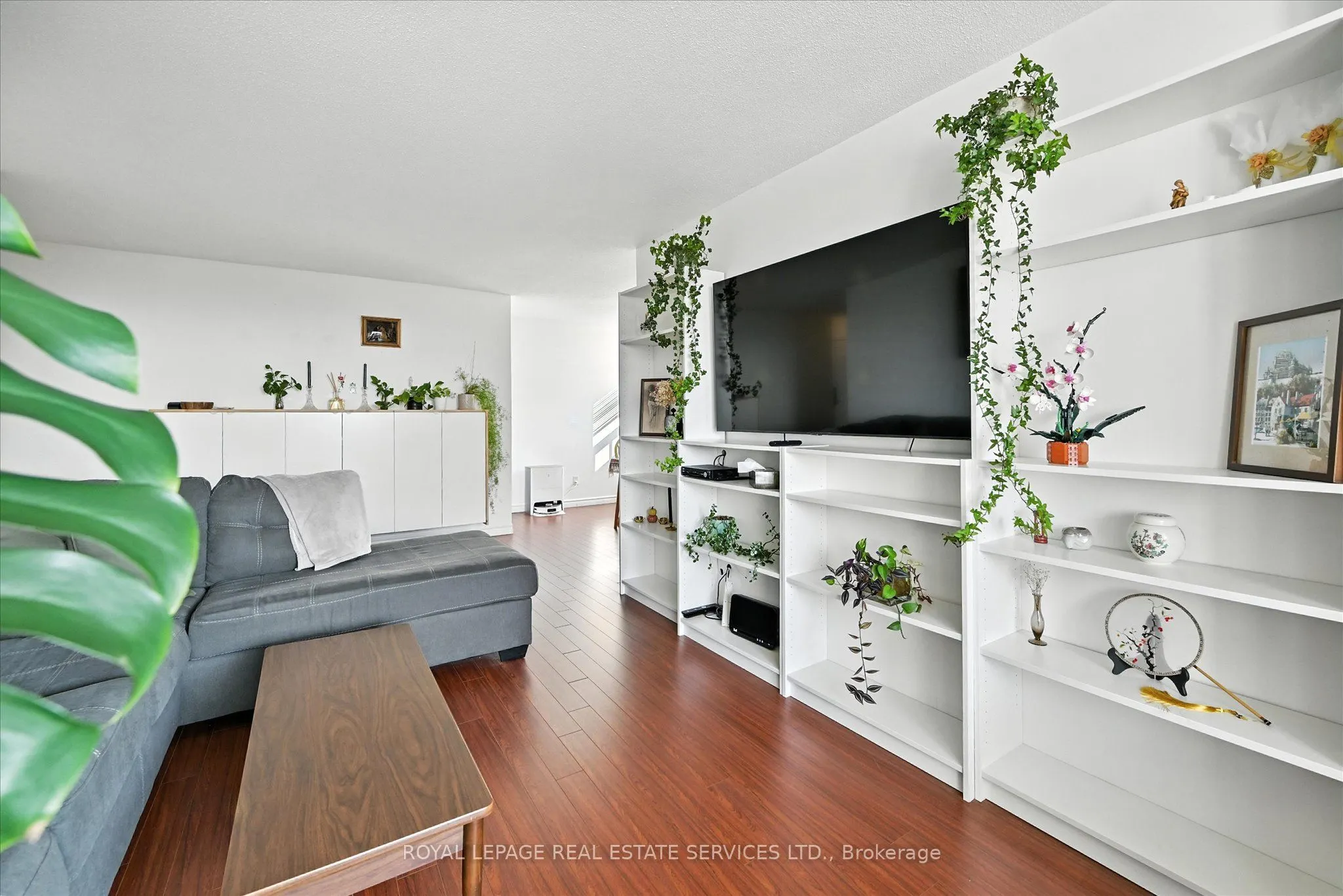 1425 Ghent Avenue, #707